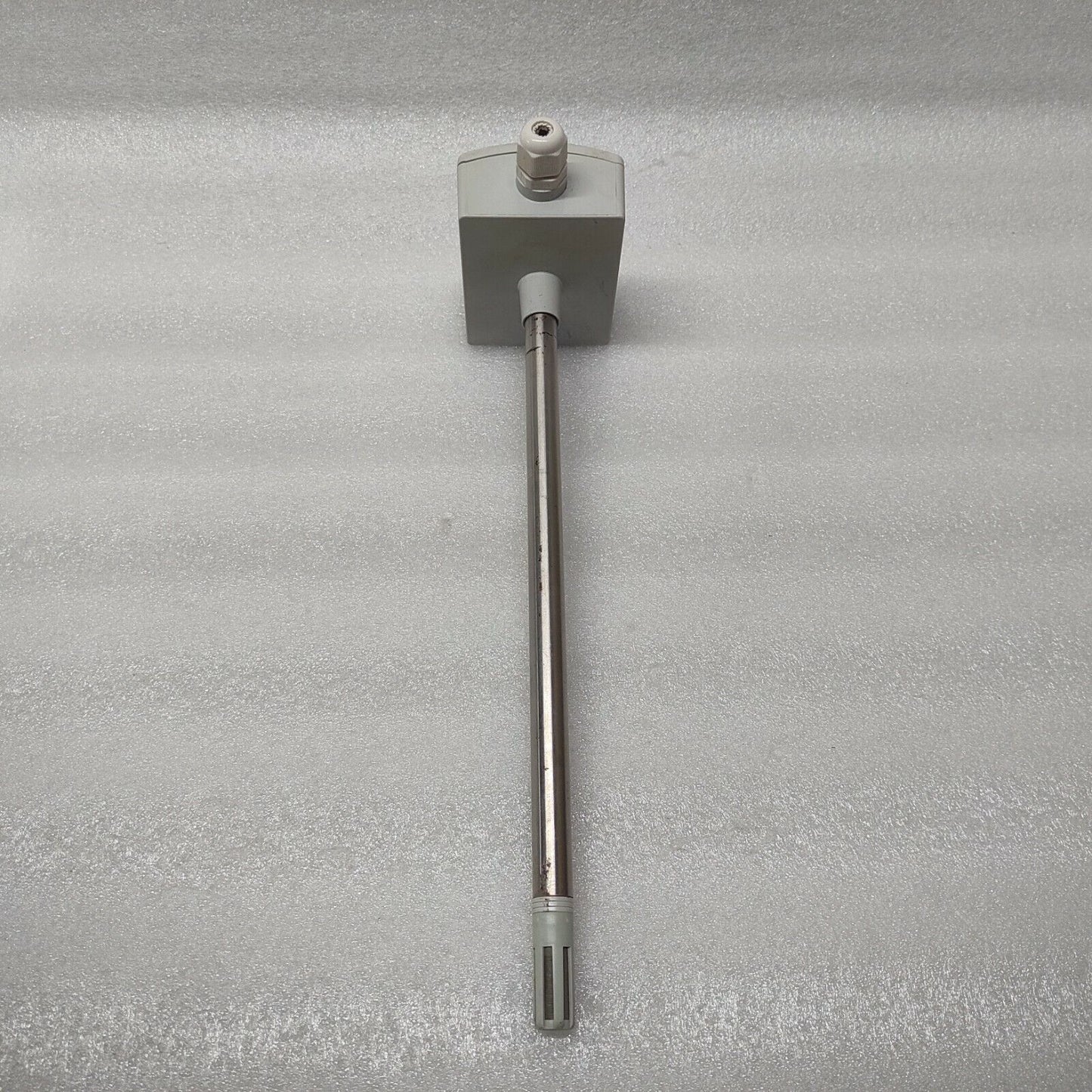 HONEYWELL H7080B3103 TEMPERATURE-HUMIDITY DUCT SENSOR 24VAC/DC PT1000