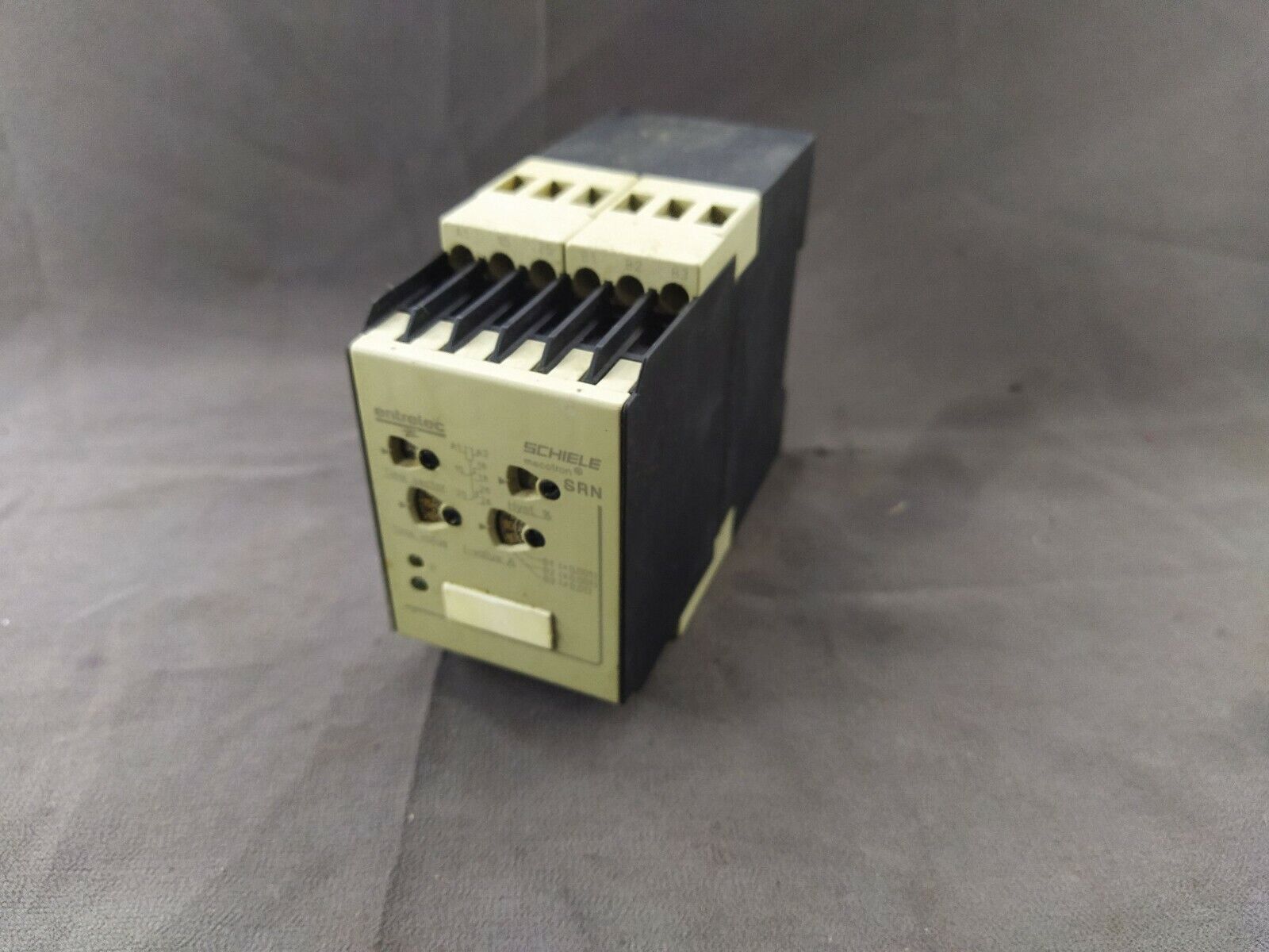Schiele SRN Mecotron 2-450-121-00 Current Monitoring Relay 220-240V 0.05-1s / 1.