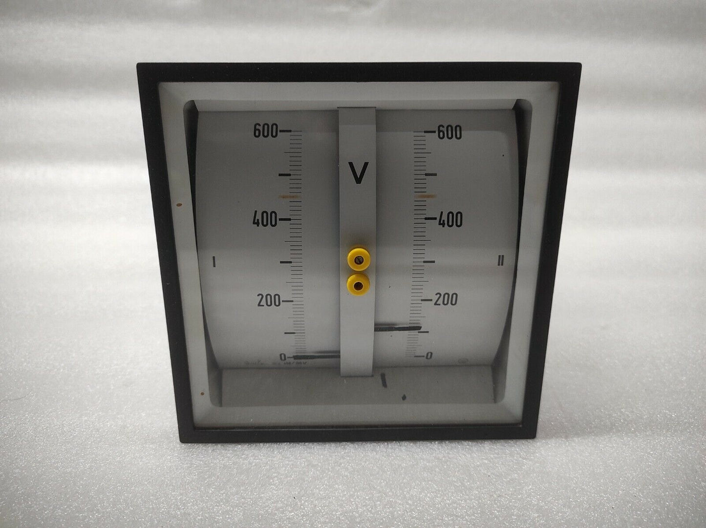 SINCHRONIZING GENERATOR II S265/2 DOUBLE VOLTMETER CT450/100V