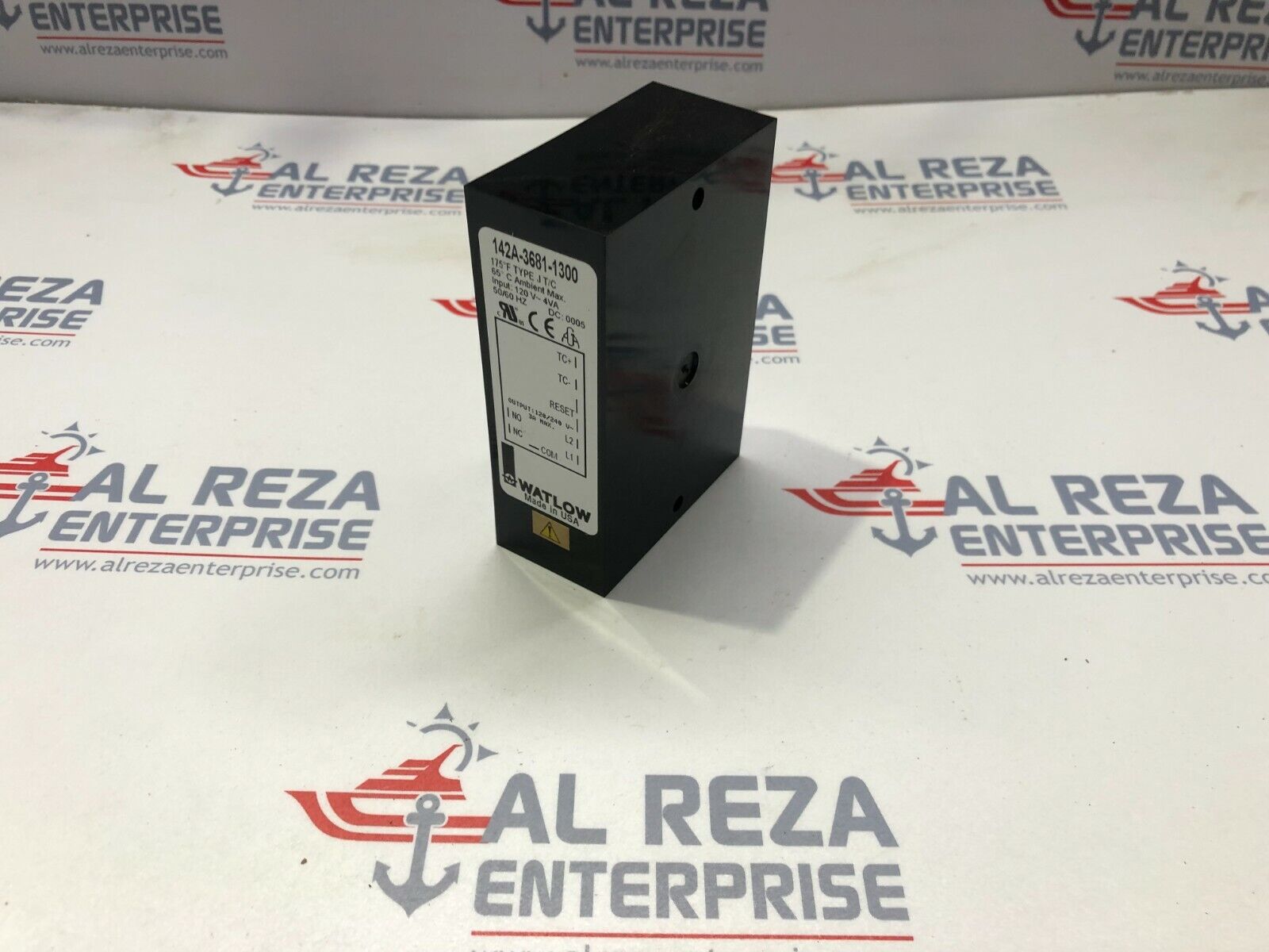 WATLOW 142A-3681-1300 TEMPERATURE PROCESS CONTROLLER 120V