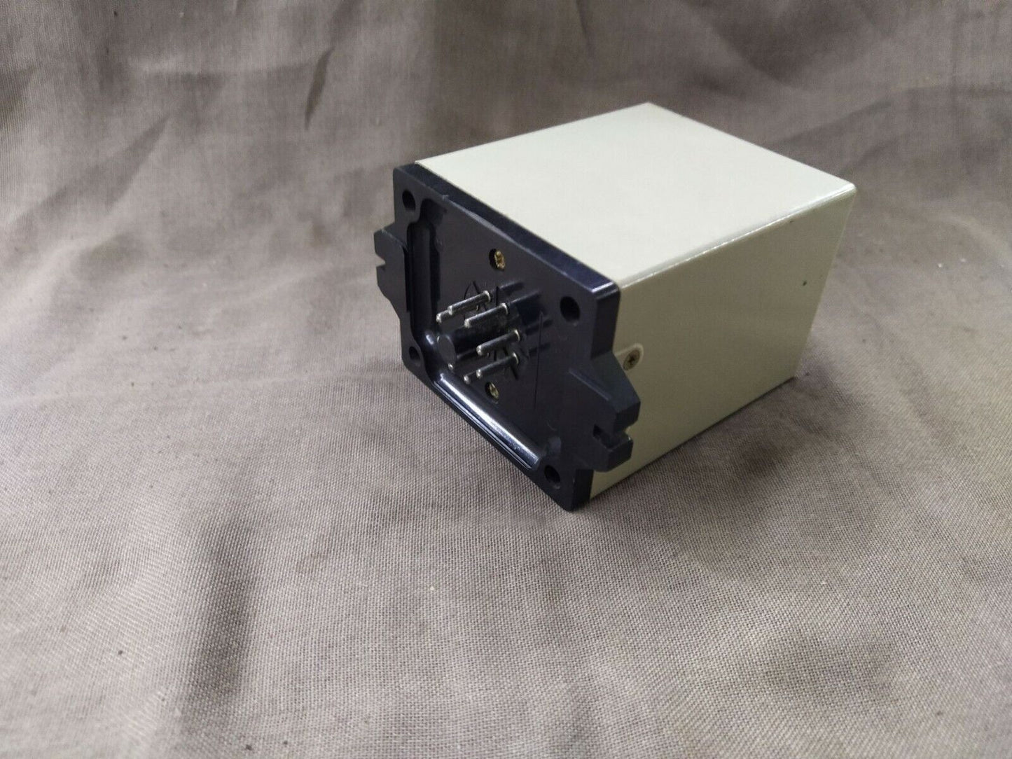 Omron SDV-FH6 Voltage Sensor 100-110V AC