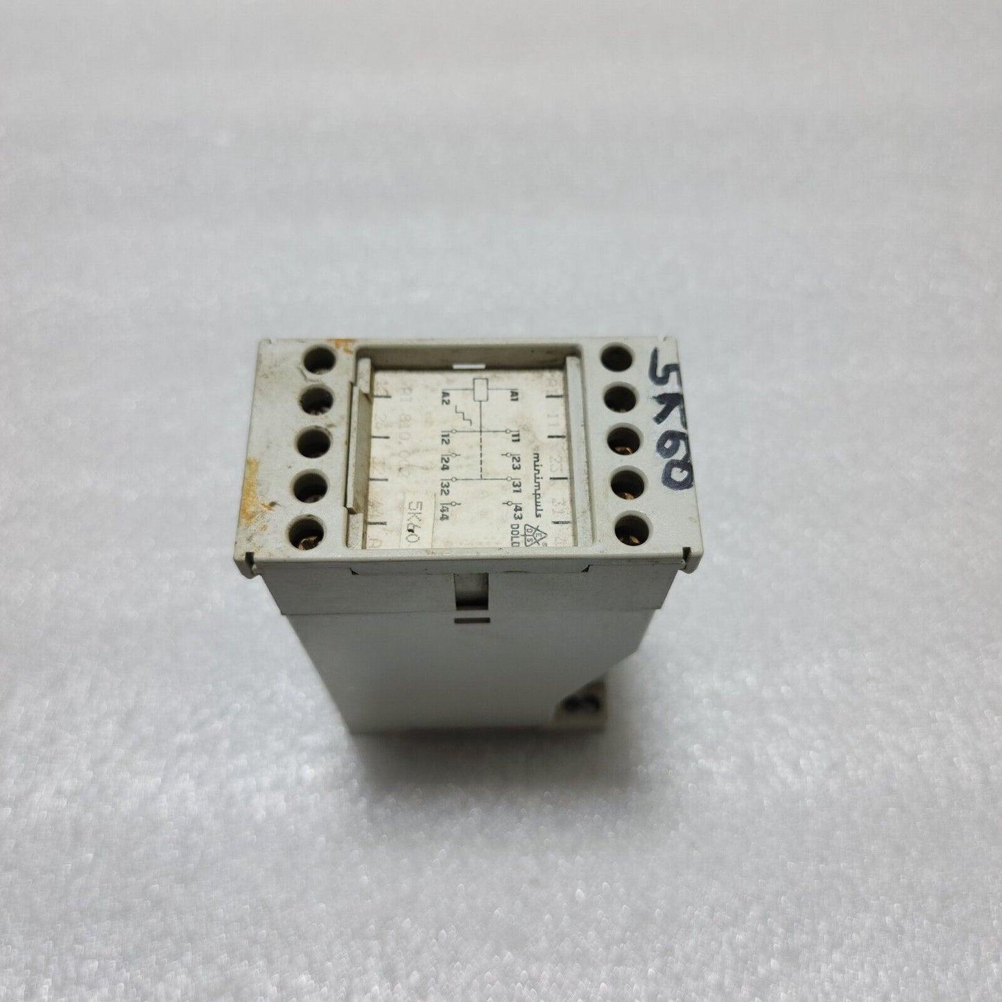 DOLD AI 810.002 VOLT RELAY