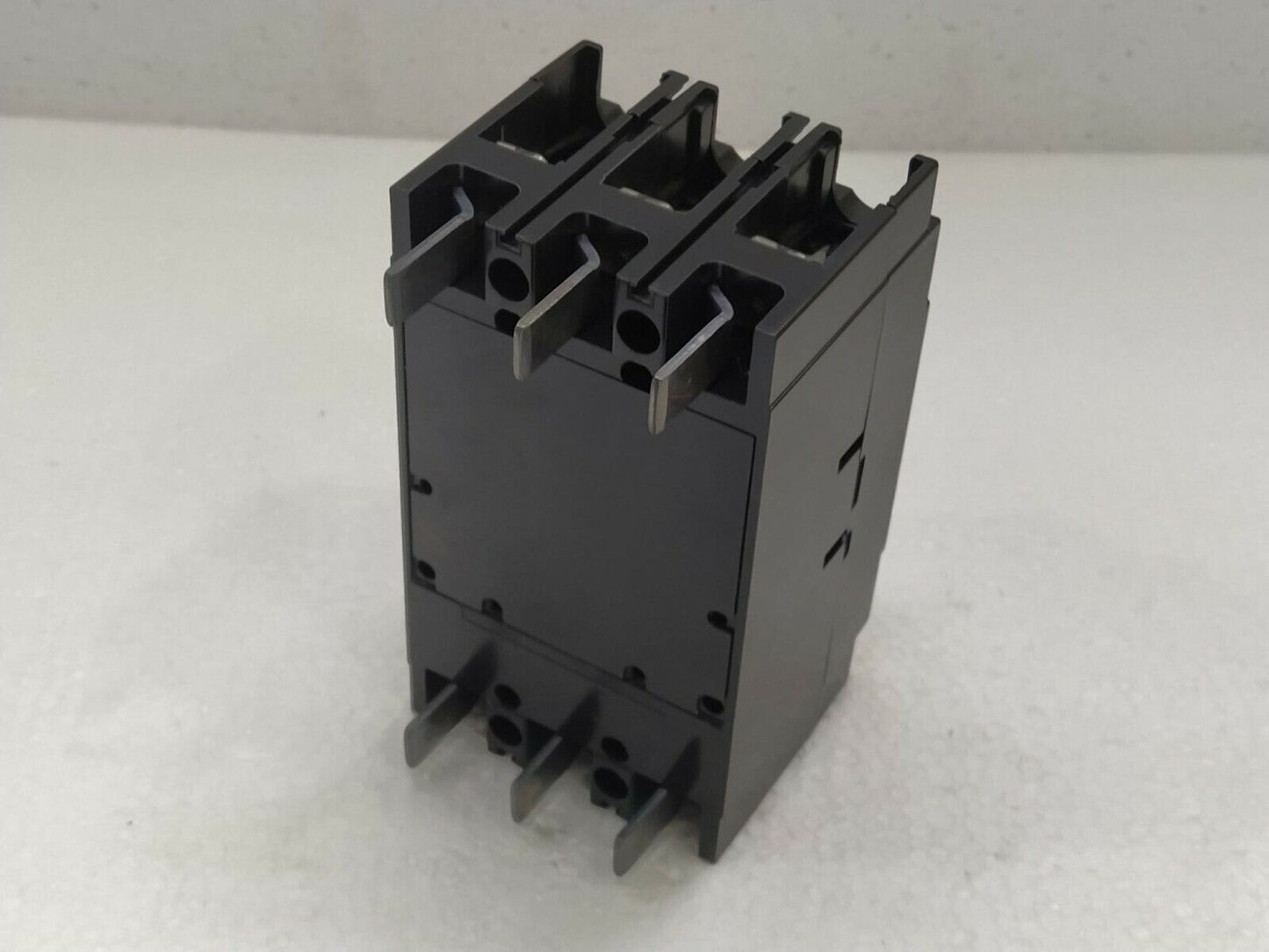 Terasaki TemBreak XS50NS Circuit Breaker 30A AC600V DC250V 3POLE