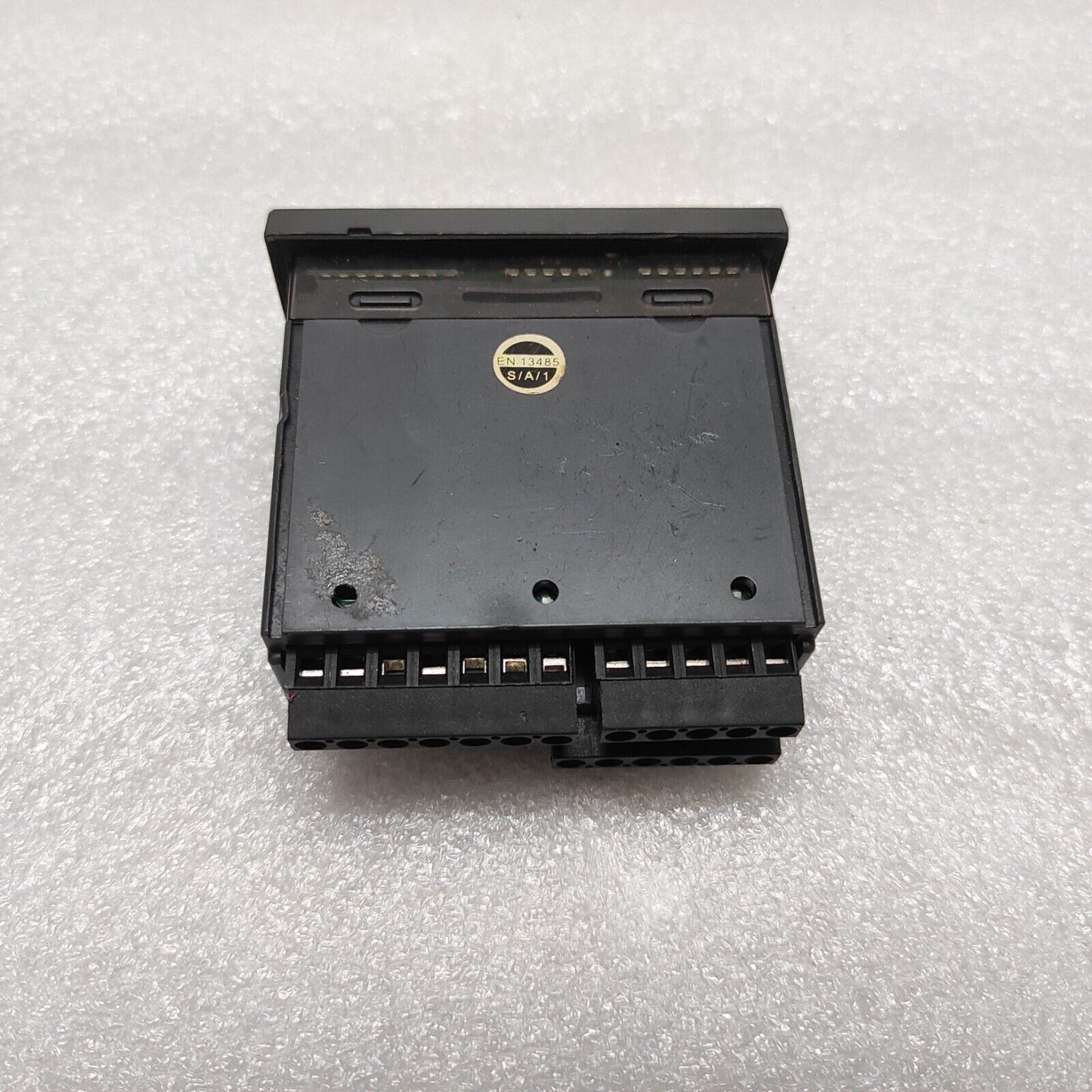 CAREL IR33C0LR00 REFRIGERATION DIGITAL TEMPERATURE CONTROLLER