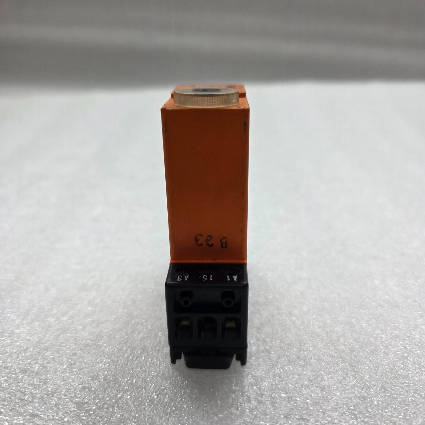 SYRELEC BAR TIMER RELAY 220-240VAC/24VAC-DC