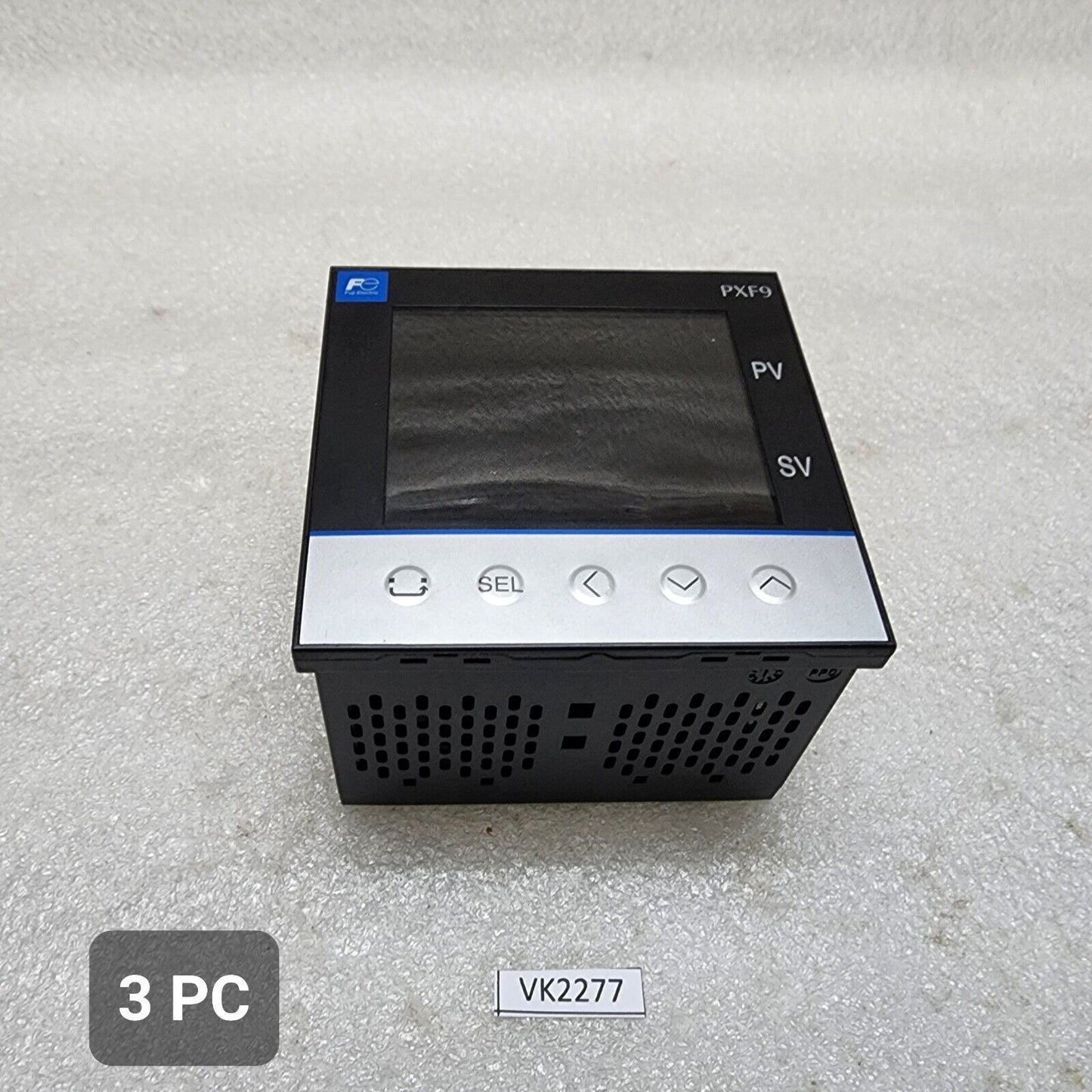 FUJI ELECTRIC PXF9AEY2-1VM00 TEMPERATURE CONTROLLER 100-240VAC