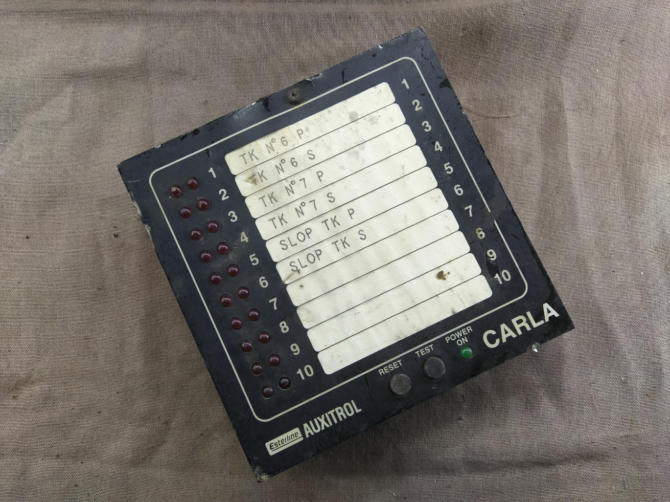 Selco M1000-24-06B Alarm Announciator 120995-5689 24VDC