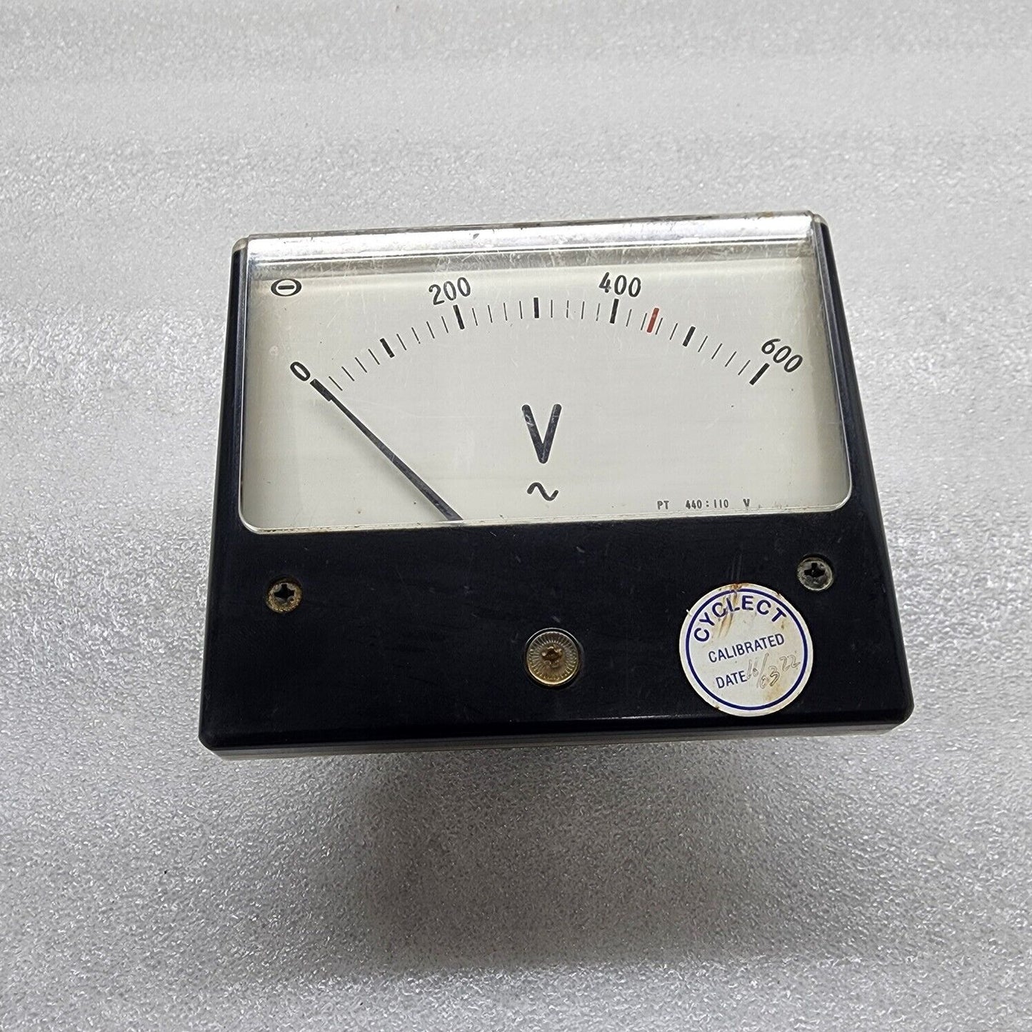 DAIICHI LCK-12 VOLT METER PT 440:110V