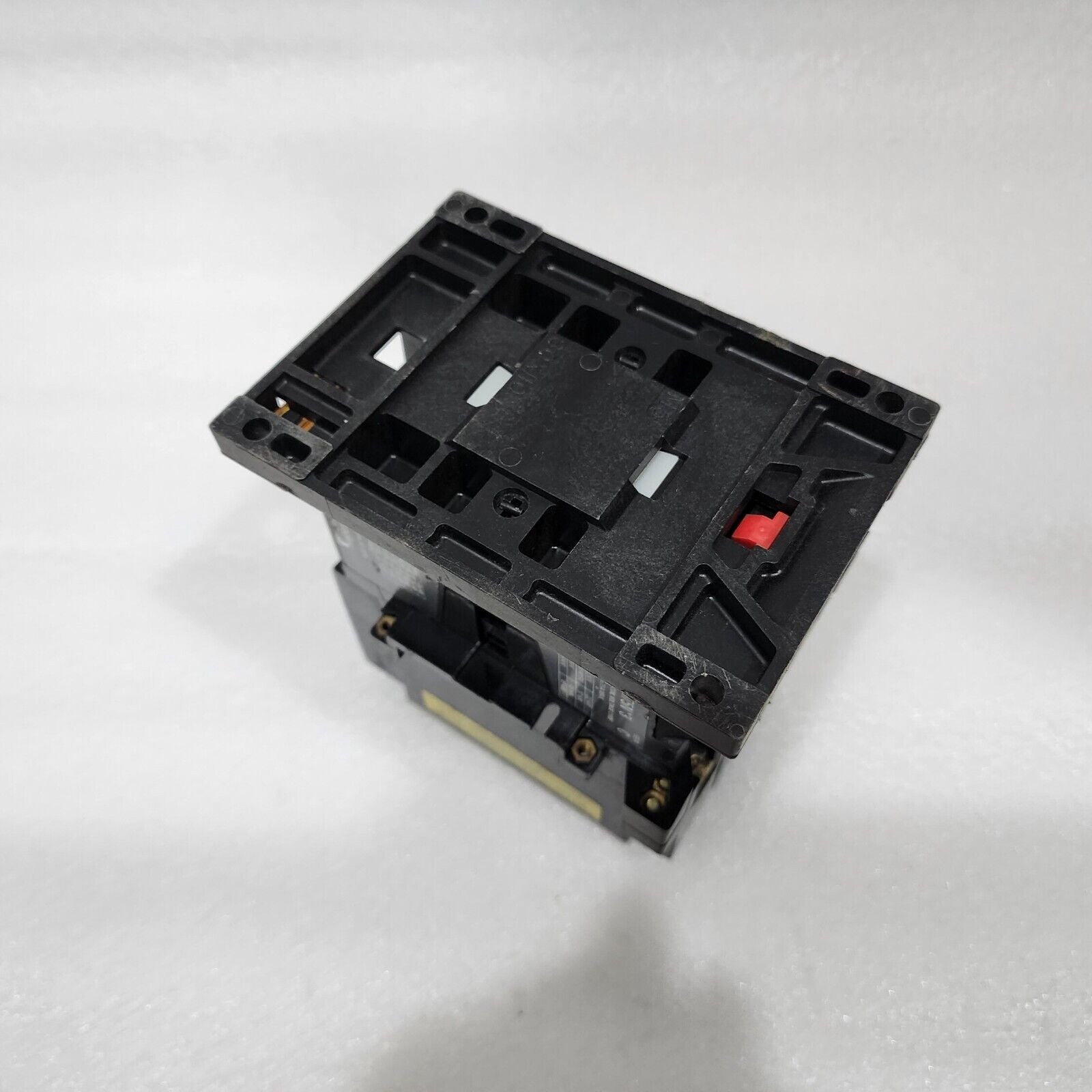 ALLEN BRADLEY 100-A75N-3 MAGNETIC CONTACTOR RELAY SERIES C 75A COIL VOLTAGE