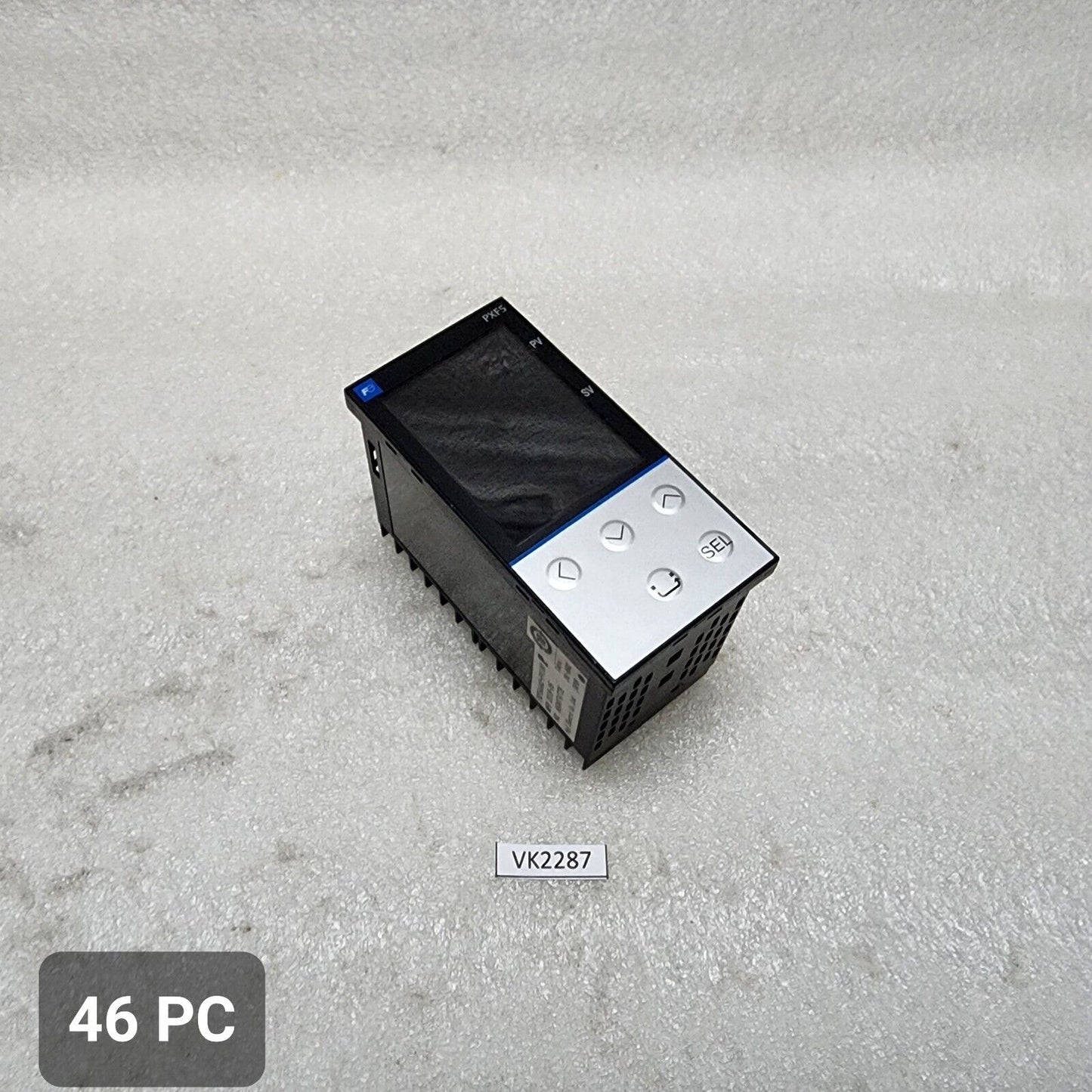 FUJI ELECTRIC PXF5AAA2-FV100-P TEMPERATURE CONTROLLER 100-240VAC