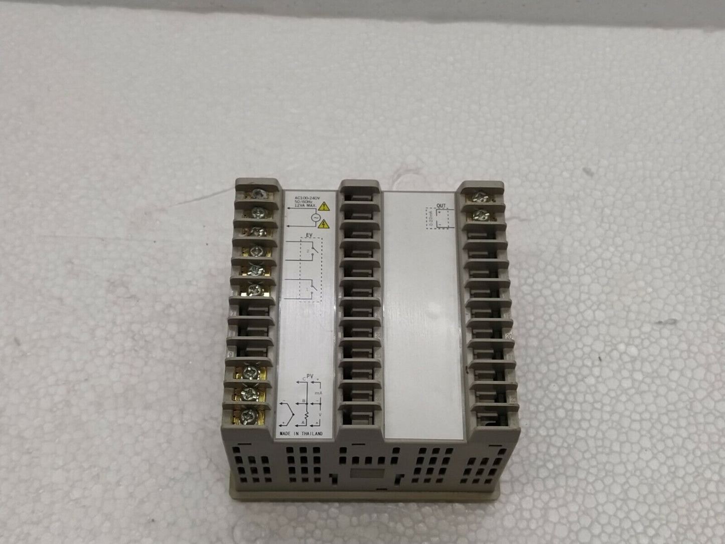 Yamatake Azbil SDC 36 Digital Indicating Controller C36TC0UA4000 SDC36 100-240V