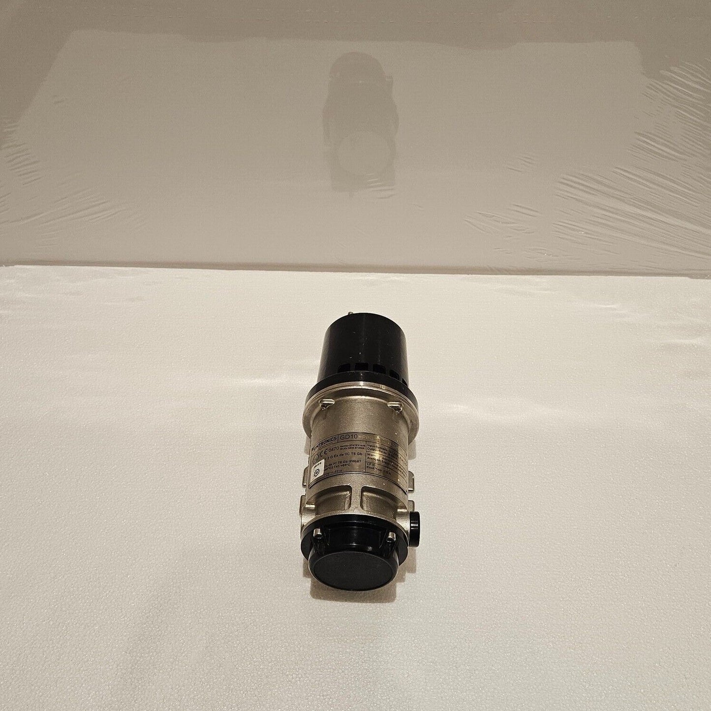 SIMTRONICS GD10-P00-17DG-OXH-00 INFRARED POINT GAS DETECTOR