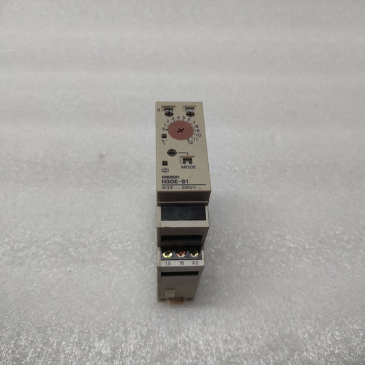 OMRON H3DE-S1 MULTIFUNCTION TIME DELAY RELAY 24-230VAC/DC