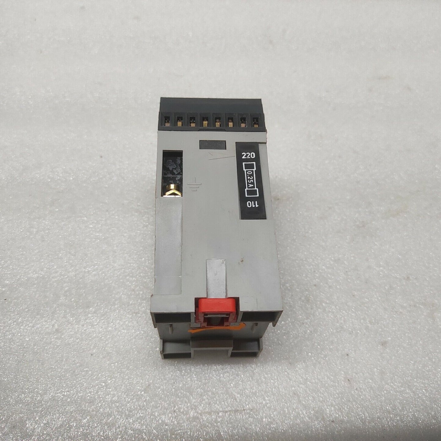 Telemecanique NY2 A21 Intrinsically Safe Barrier Relay NY2A21 110-220V AC