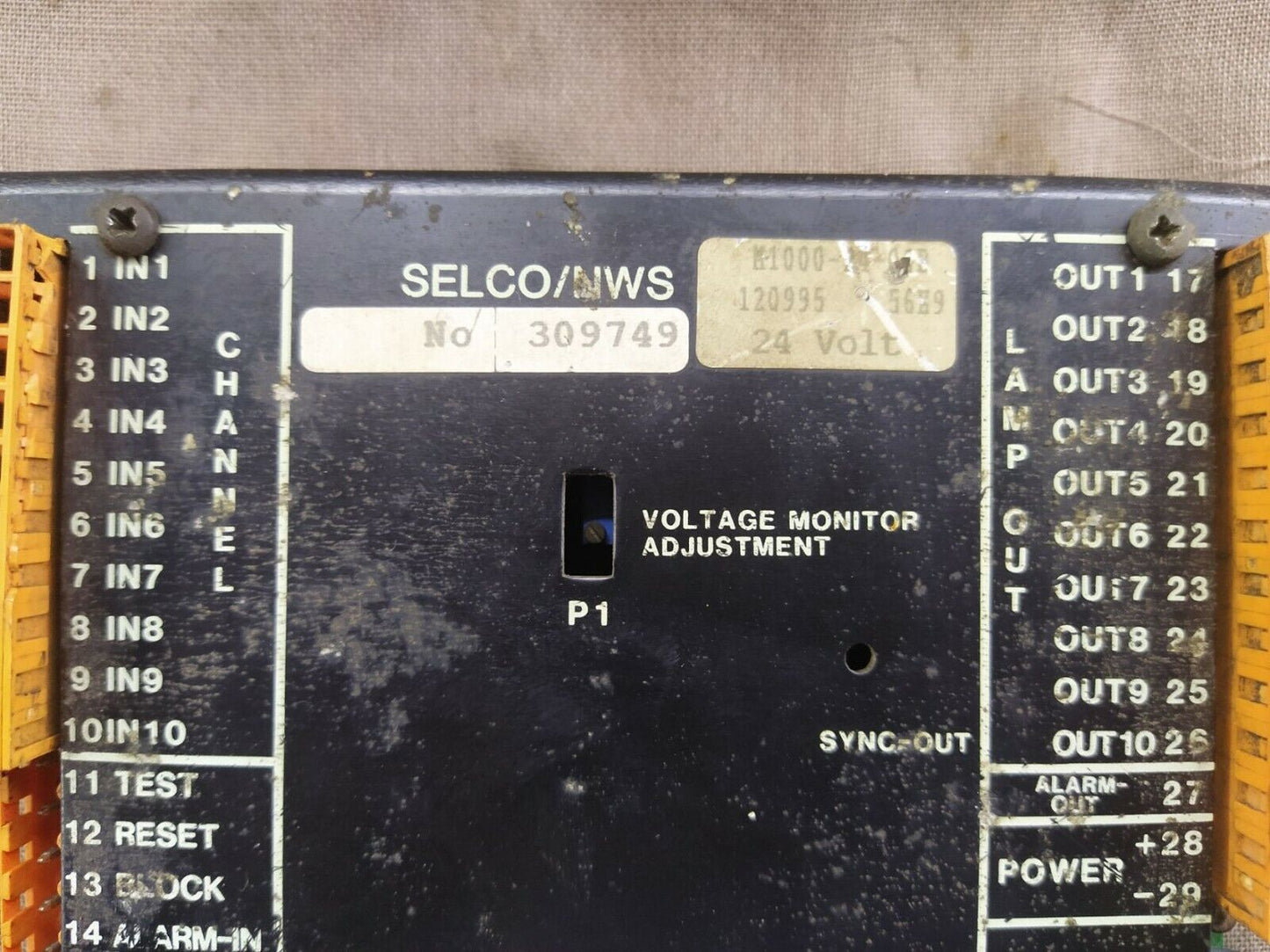 Selco M1000-24-06B Alarm Announciator 120995-5689 24VDC