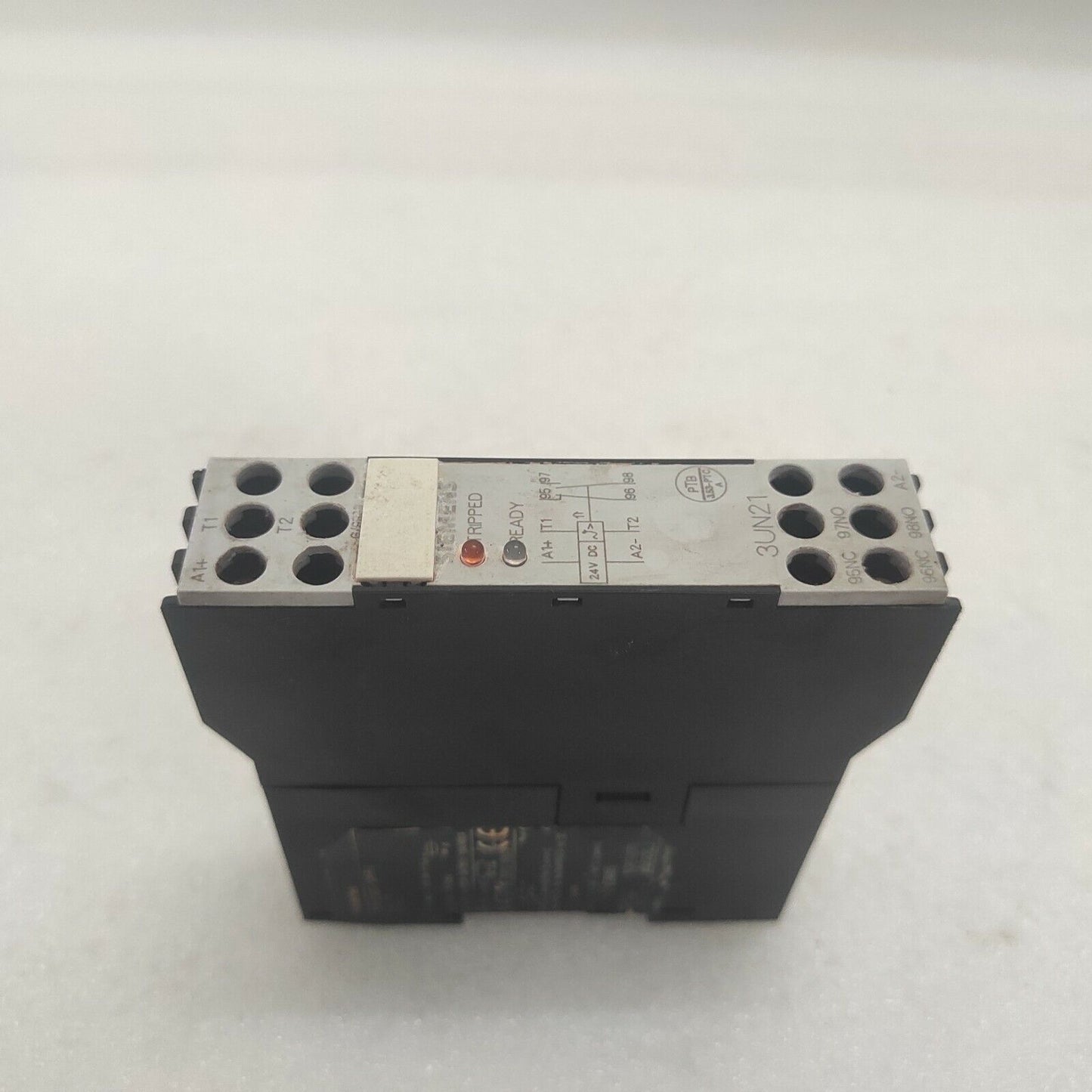 SIEMENS 3UN2100-0AB4 THERMISTOR RELAY 24VDC