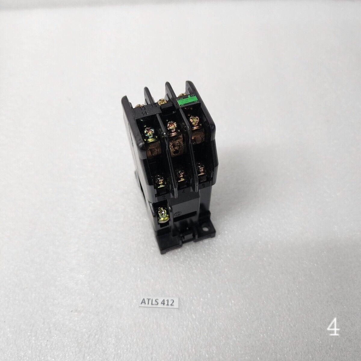 FUJI ELECTRIC SRC50-2U/X (4A2B) MAGNETIC COTNACTOR COIL VOLTAGE 110V