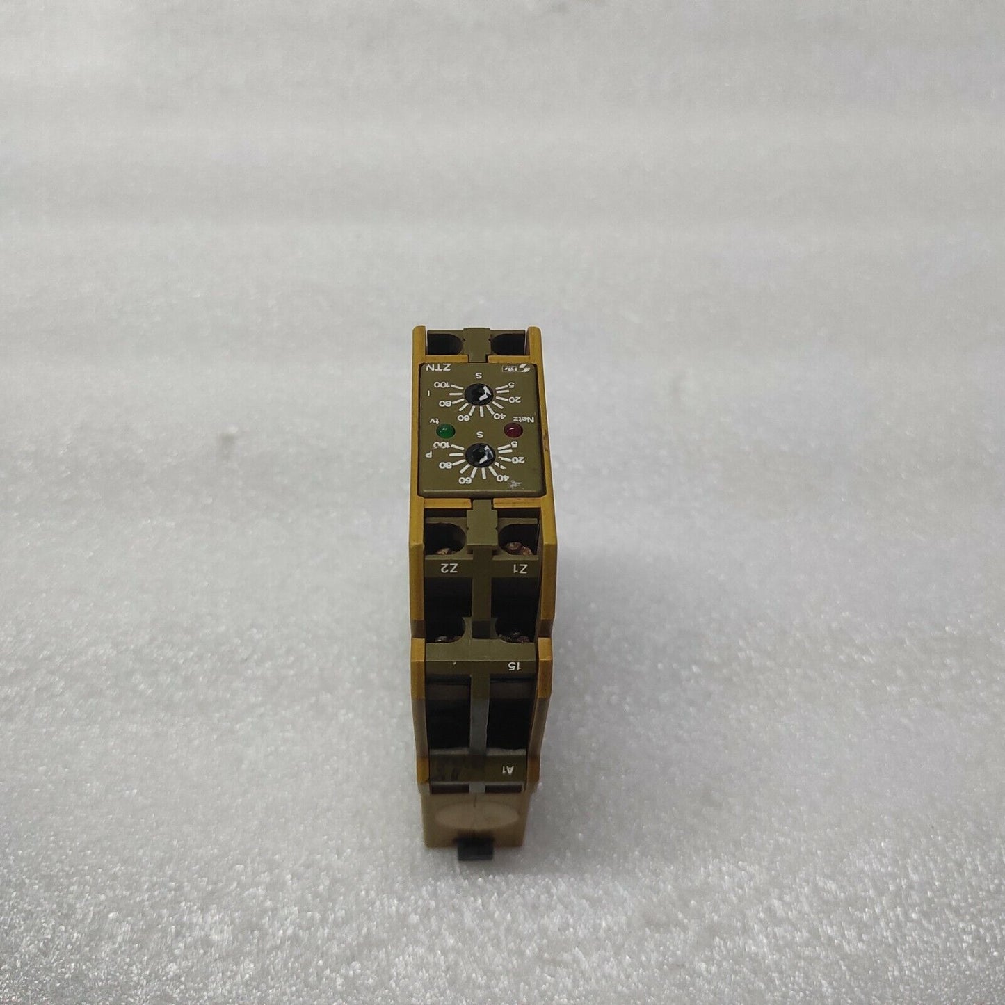 PILZ ZTN/FBM SAFETY RELAY 470K0/1UZ1SZ 110-240V 656214