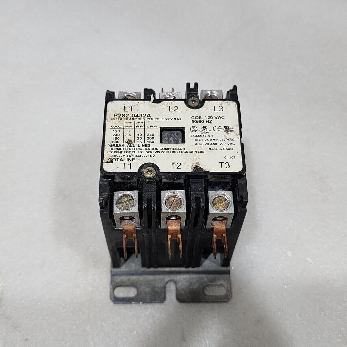 CARRIER P282-0432A 3-POLE MAGNETIC CONTACTOR 40A HCCY3XT04CG102 COIL VOLTAGE: 12