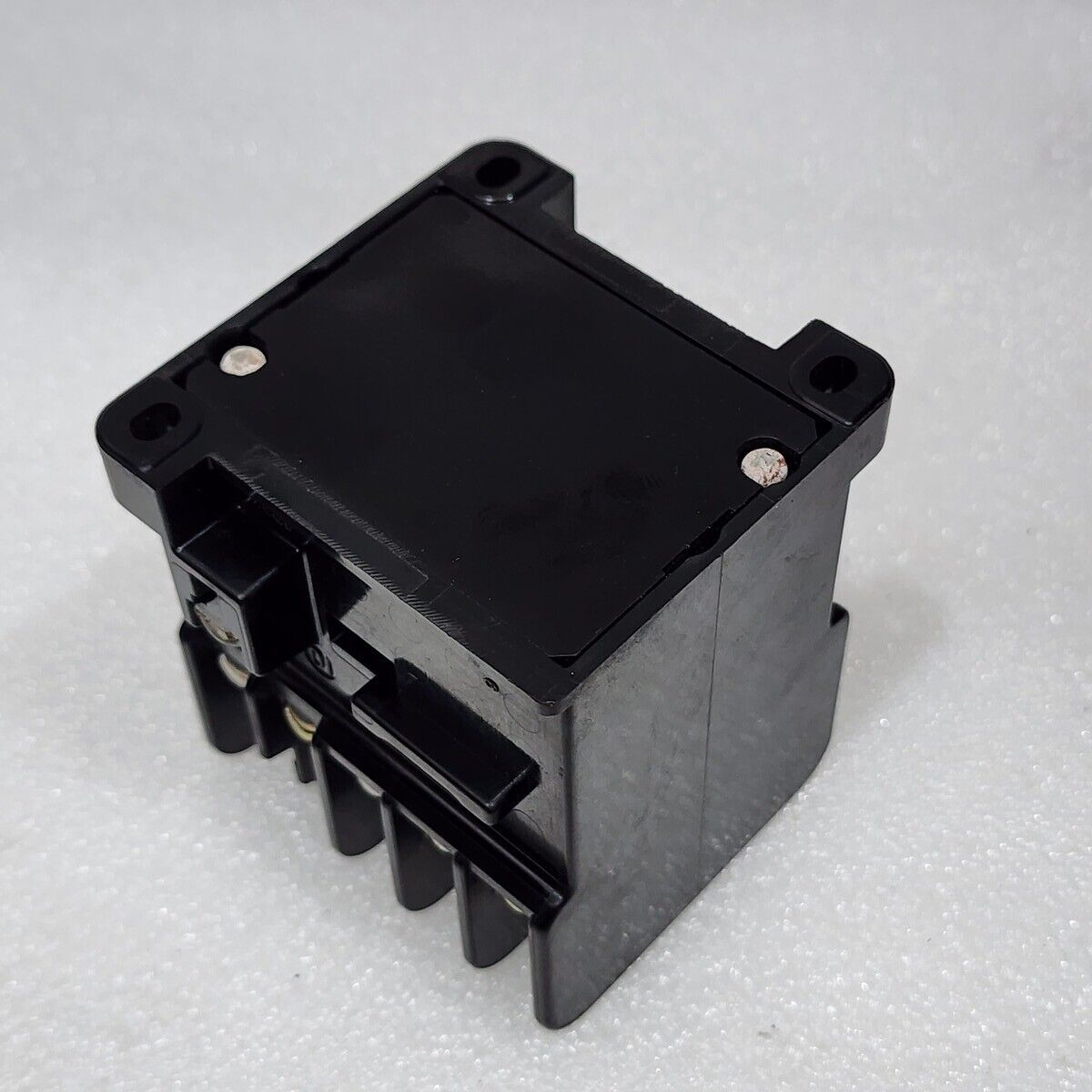 FUJI ELECTRIC SRC 3631-5-1 MAGNETIC CONTACTOR  COIL VOLTAGE 100-110V