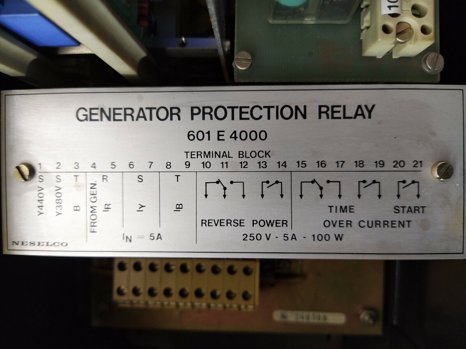 Neselco 601 E 4000 Generator Protection Relay 601E4000
