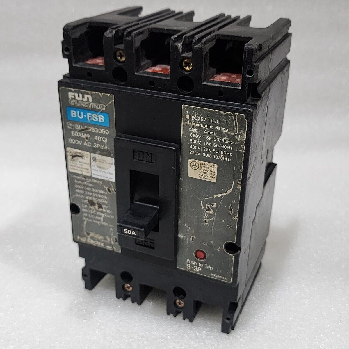 FUJI ELECTRIC BU-FSB3050 3-POLE CIRCUIT BREAKER 50A