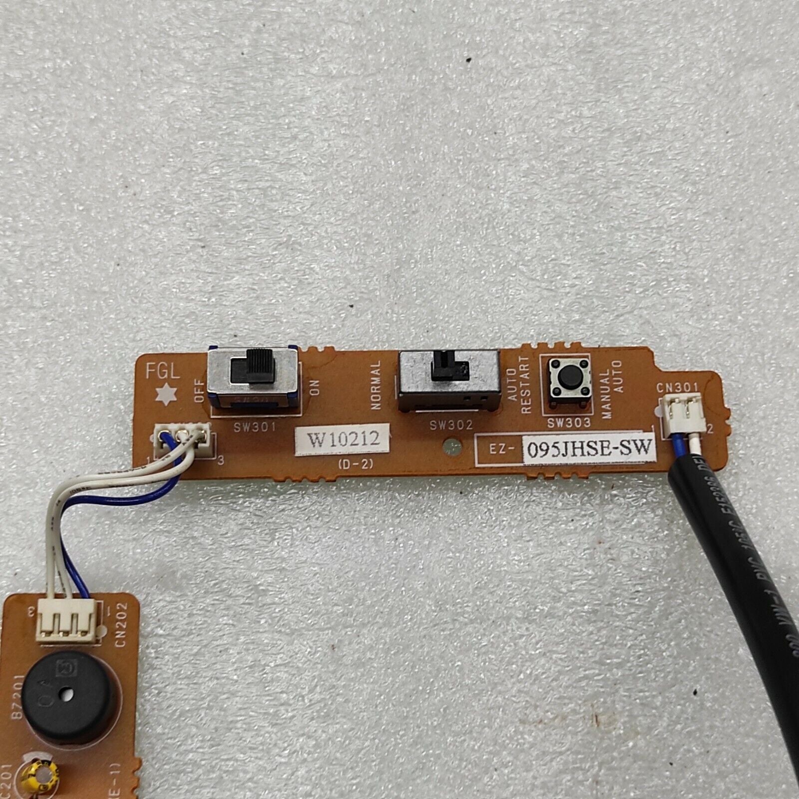 FUJITSU EZ-095JHSE-D WIRE ASSEMBLY CONTROLLER EZ-095JHSE-SW