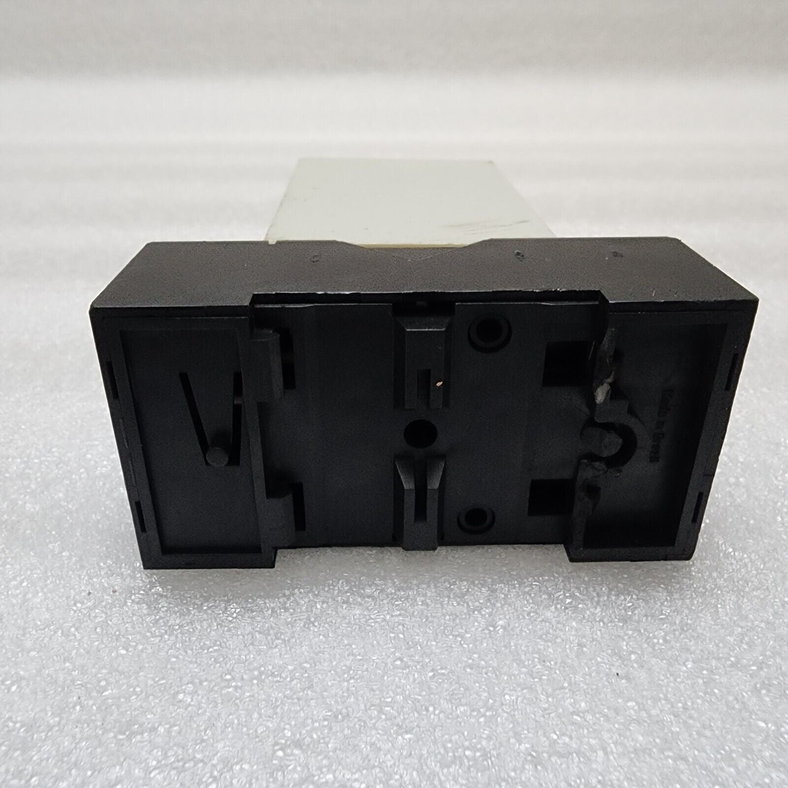 CROUZET PU2R1 TIME LAG RELAY 88867305 24VDC/24-240VAC