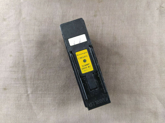 Bussmann CM32FC 32 AMP 660 VAC Camster Rail Mount Fuse Holder LOT OF 3