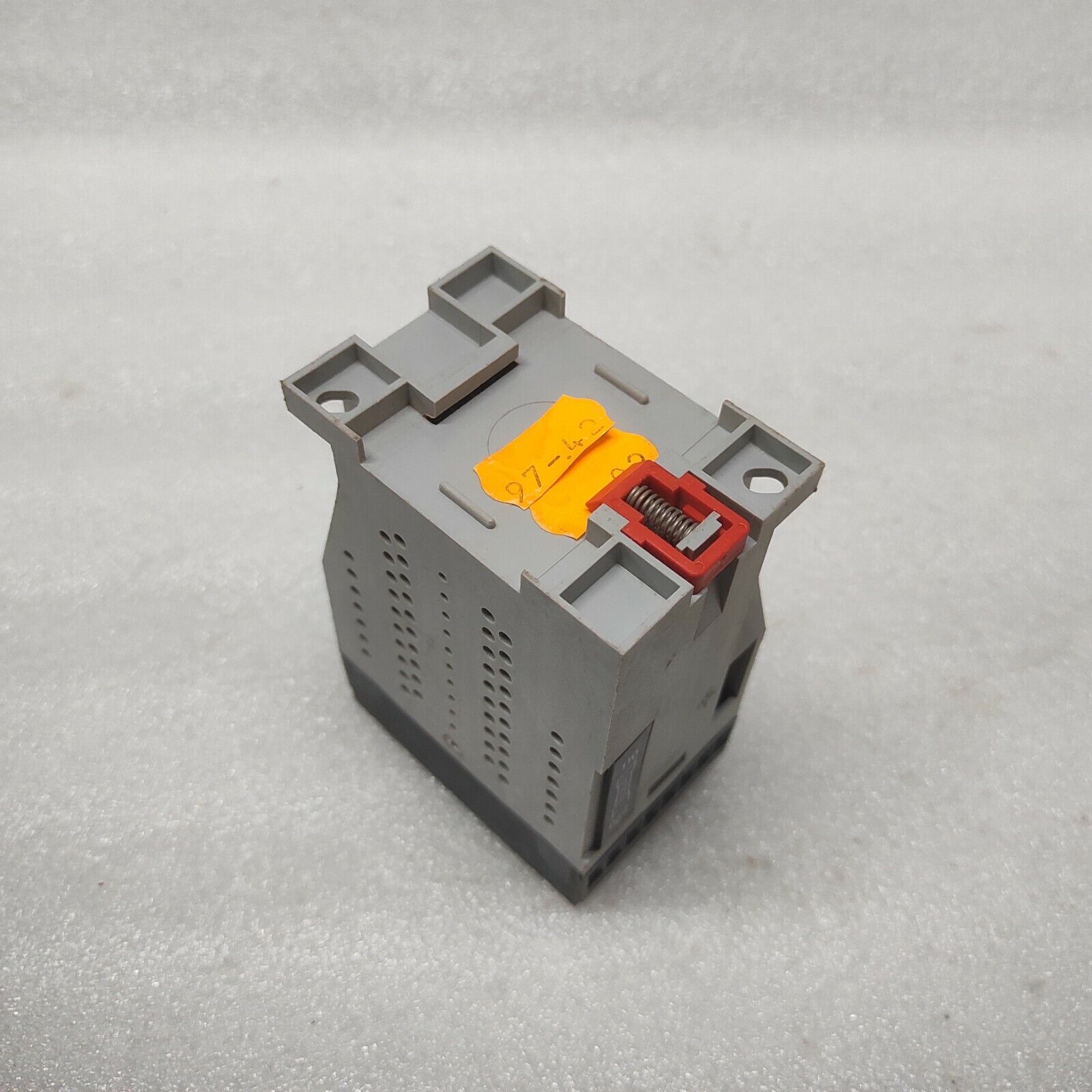 Telemecanique NY2 A21 Intrinsically Safe Barrier Relay NY2A21 110-220V AC