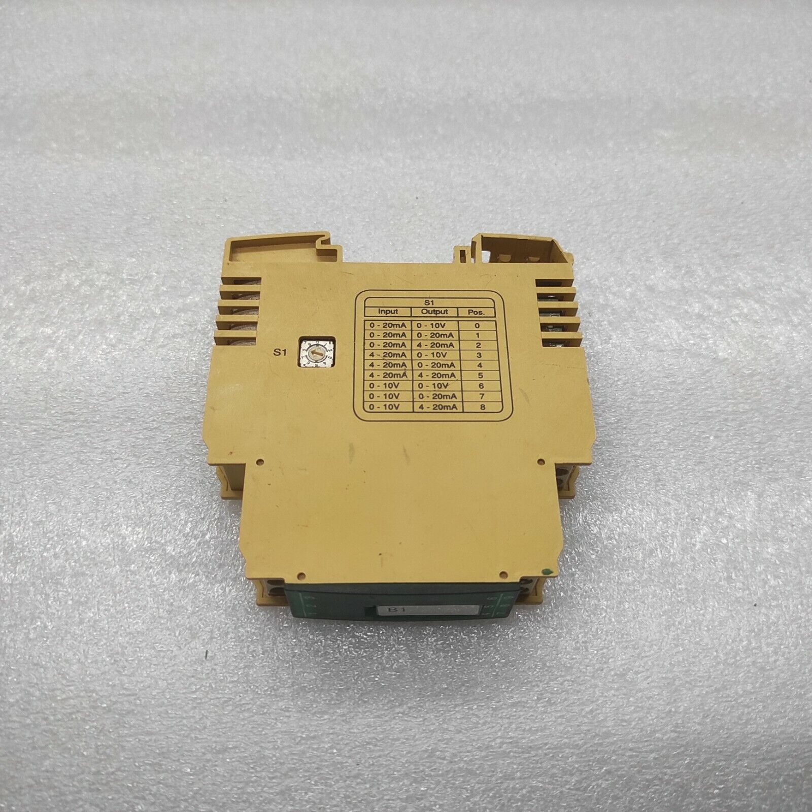 SIEMENS SIRIUS 3RS1705-1FW00 INTERFACE CONVERTER 