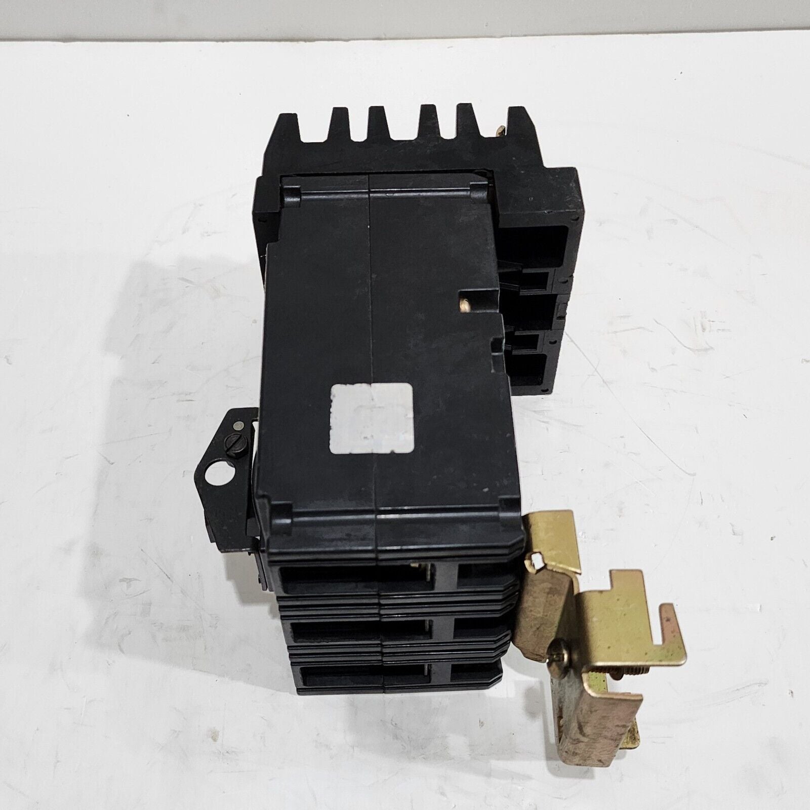 SQUARE D FC3401535 MOLDED CASE CIRCUIT BREAKER 15A 480V