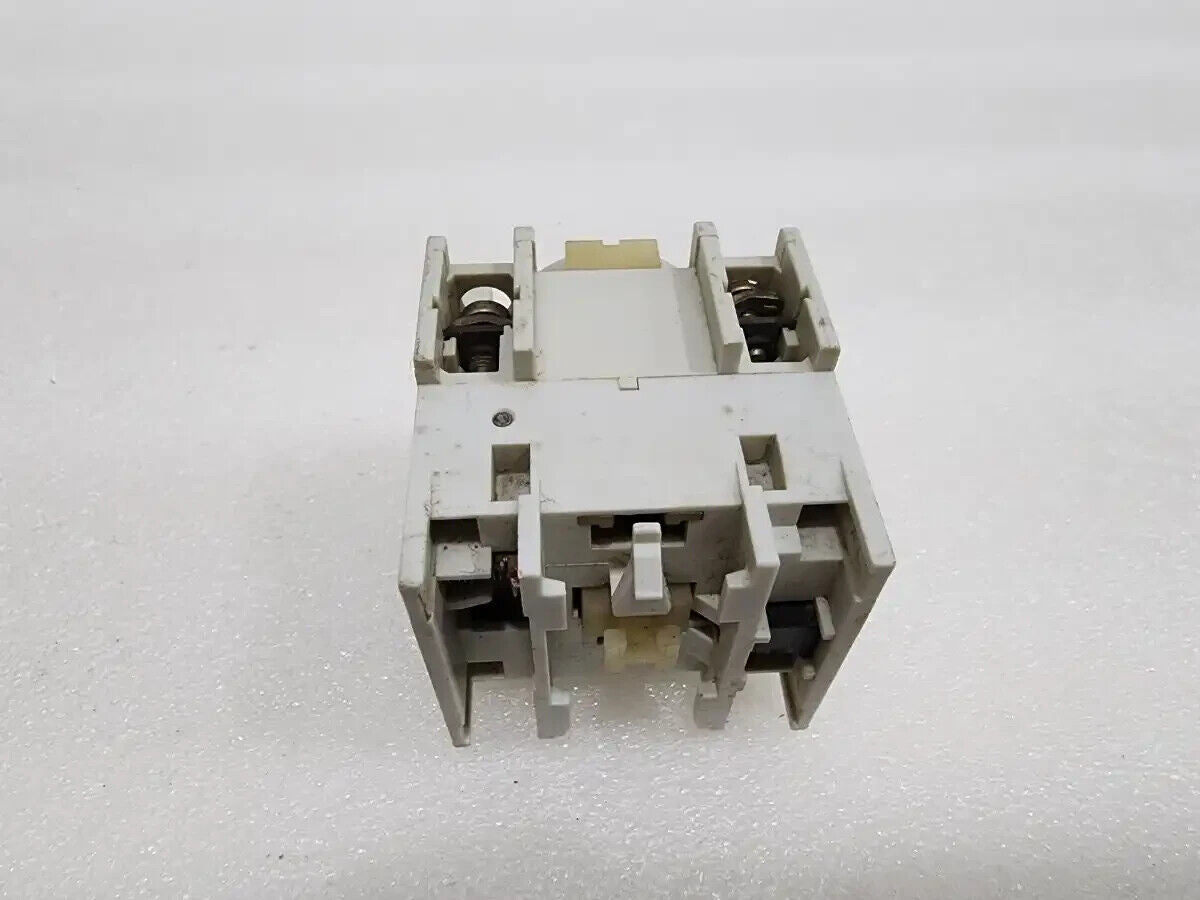 SPRECHER + SCHUH CZE3 TIME DELAY RELAY 0.3-30SEC