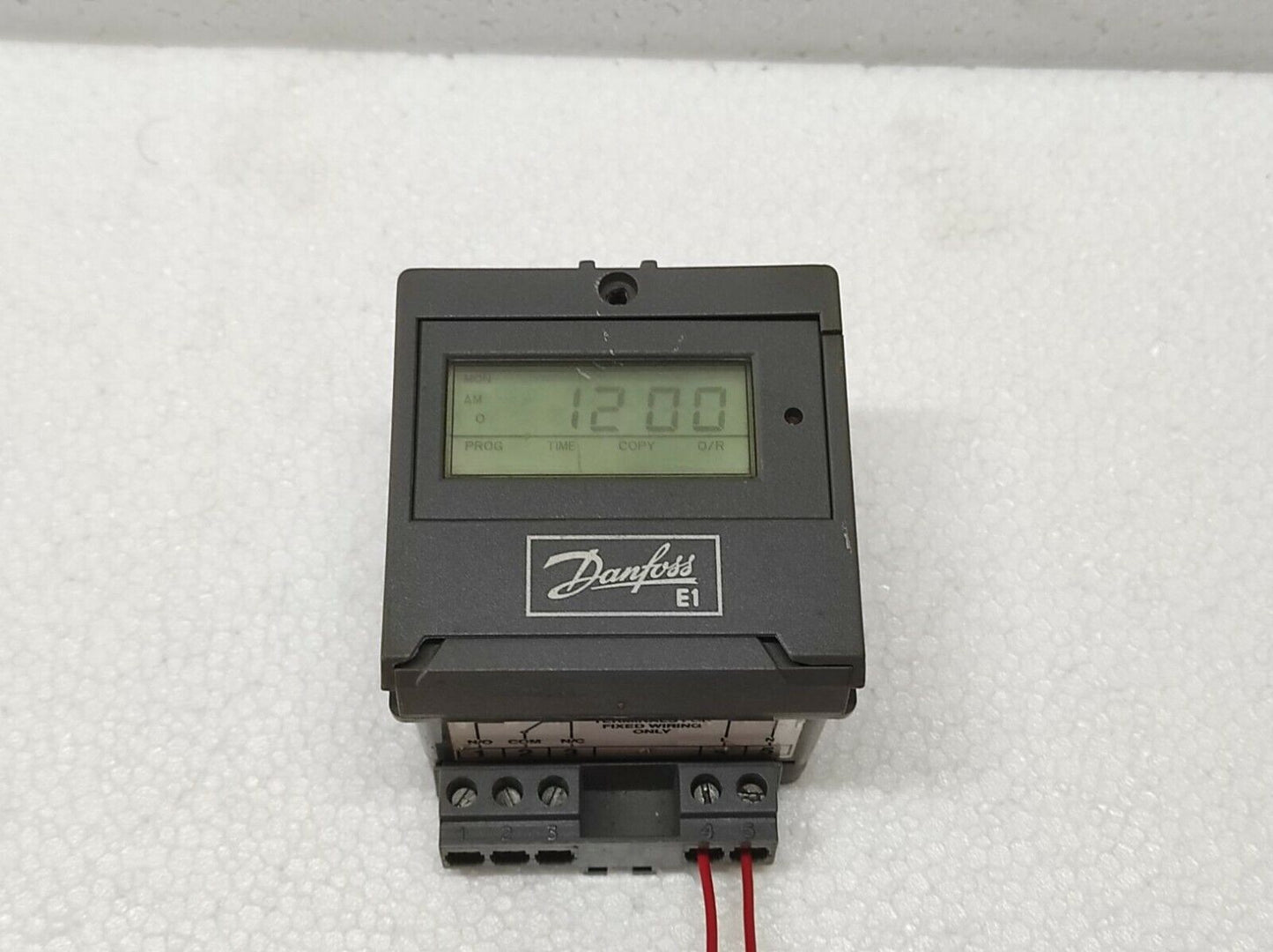 DANFOSS E1 ELECTRONIC TIME SWITCH 100/125 VAC