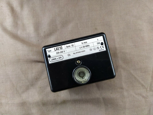 Landis & Gyr LAE10 Flame Safeguard for Burner LAE 10 WITHOUR CONNECTION PANEL