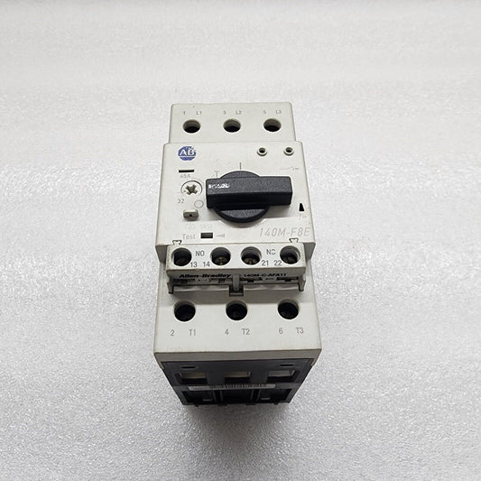 ALLEN BRADLEY CAT 140M-F8E-C45 STARTER CONTACTOR 190S-GND3-FC45C SERIES A