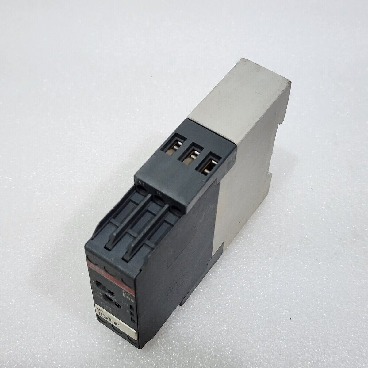 ABB CT-ERS.12 ON DELAY TIME RELAY 1SVR630100R3100 24-240VAC/24-48VDC