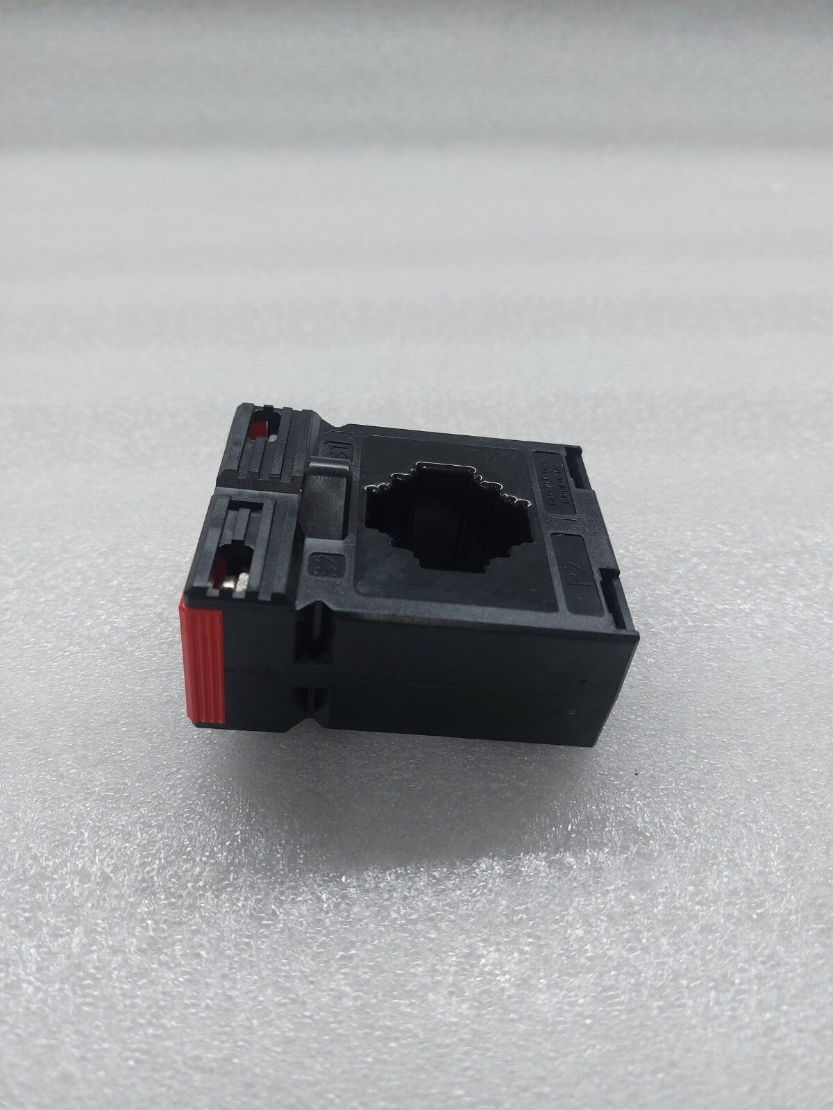 ABB CM-CT 500/5 CURRENT TRANSFORMER 1SVR450117R5300