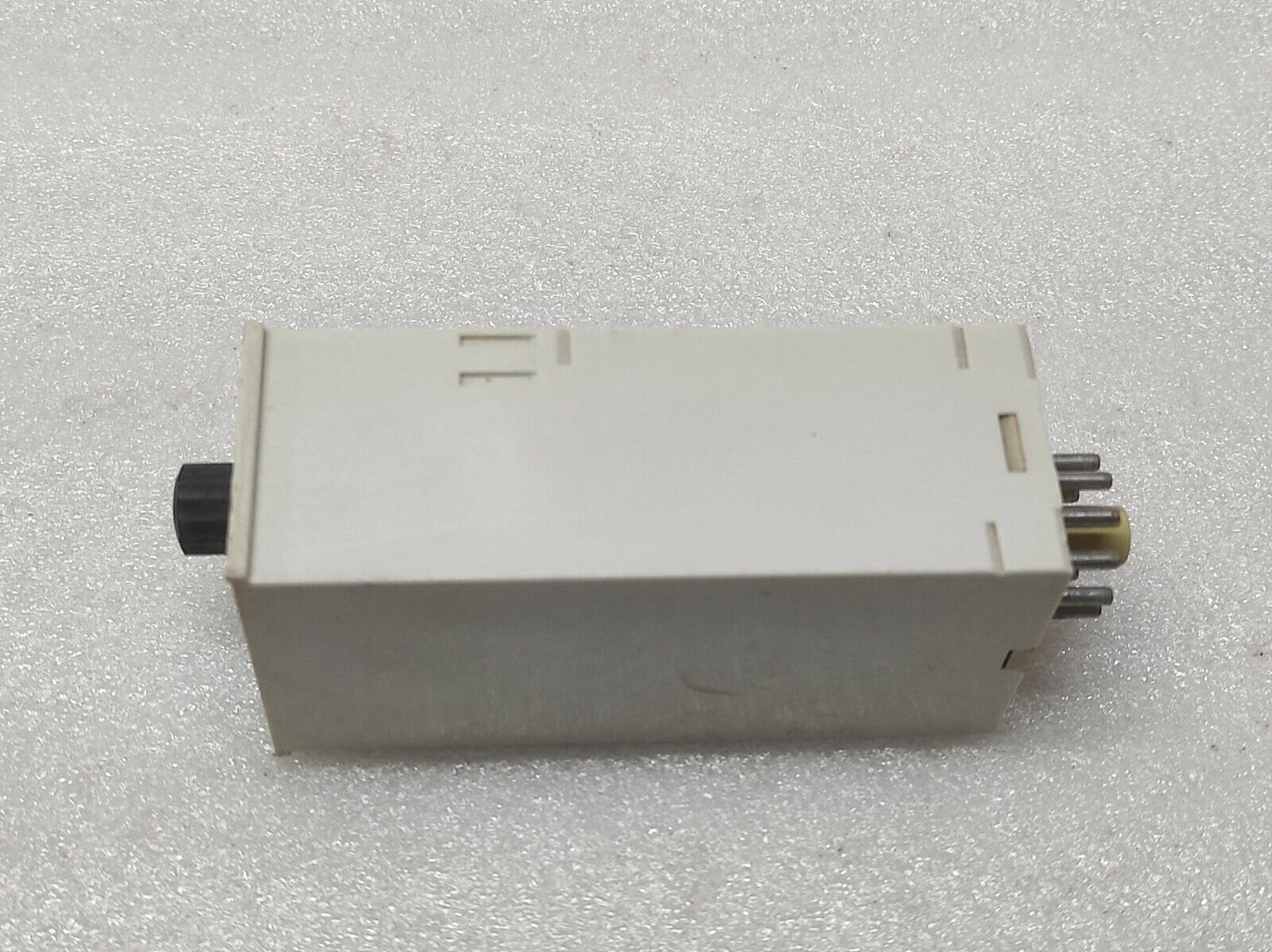 DOLD E0 7860.82 TIME RELAY 0031098 220-240V 0.05S-10M