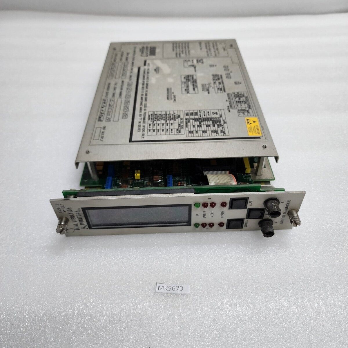 BENTLY NEVADA 3300/16-13-01-03-00-00-00 DUAL VIBRATION XY/GAP MONITOR  3300/16