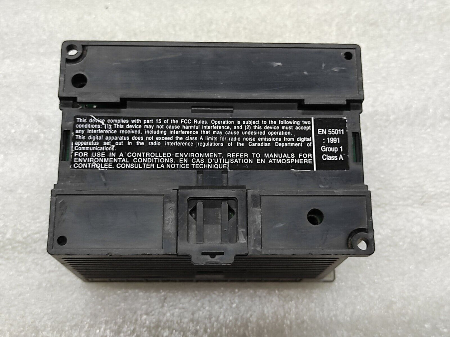 GE FANUC IC693UEX011RP1 PROGRAMMABLE CONTROLLER 100-240VAC