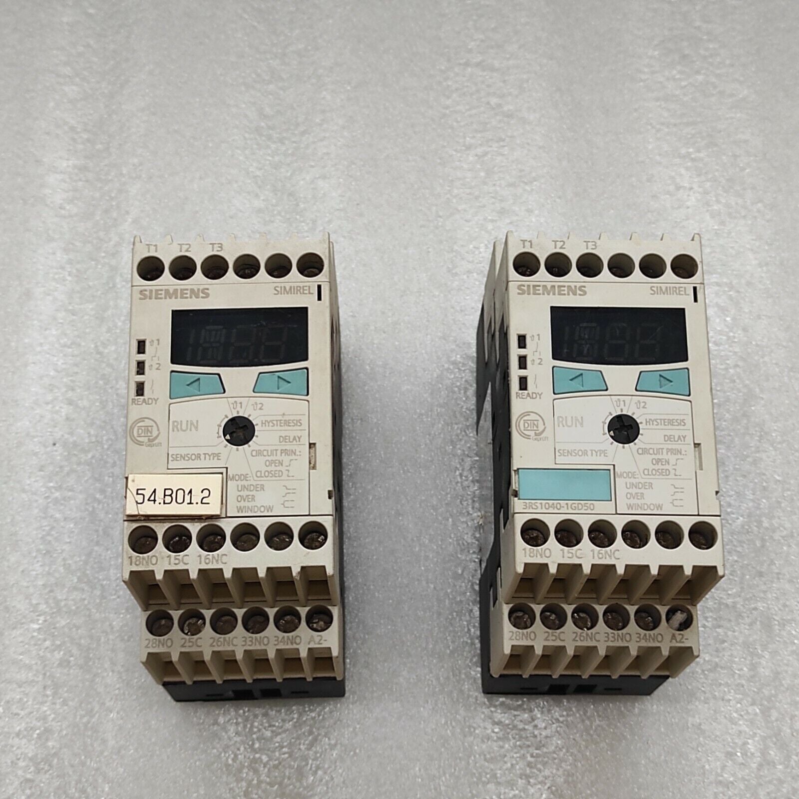 SIEMENS 3RS1040-1GD50 TEMPERATURE MONITORING RELAY 