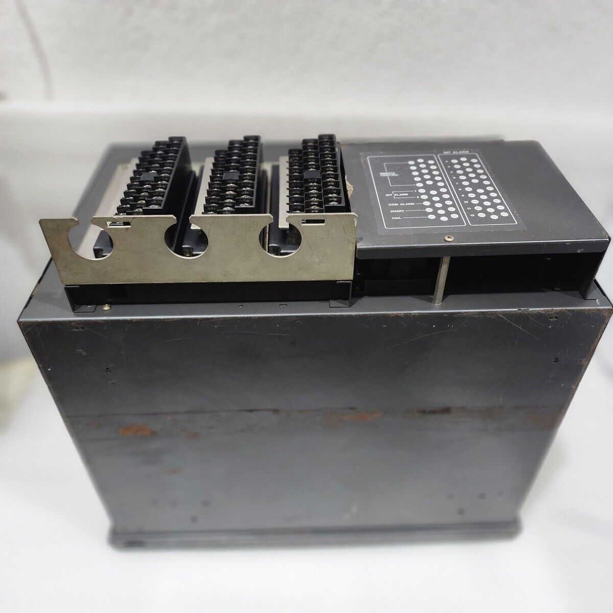 YOKOGAWA HR2400 HYBRID RECORDER 408232-02 90-250VAC