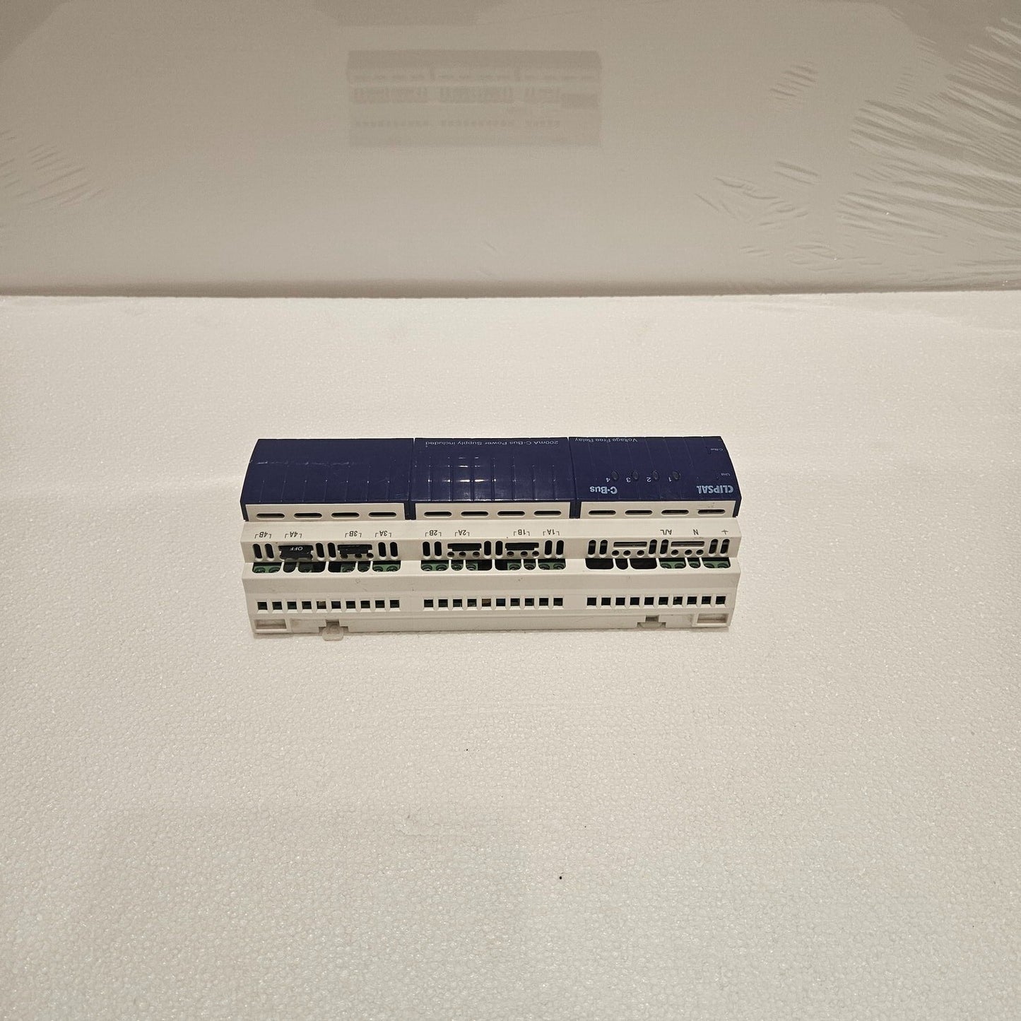 CLIPSAL L5504RVF20 4-CH VOLTAGE FREE RELAY