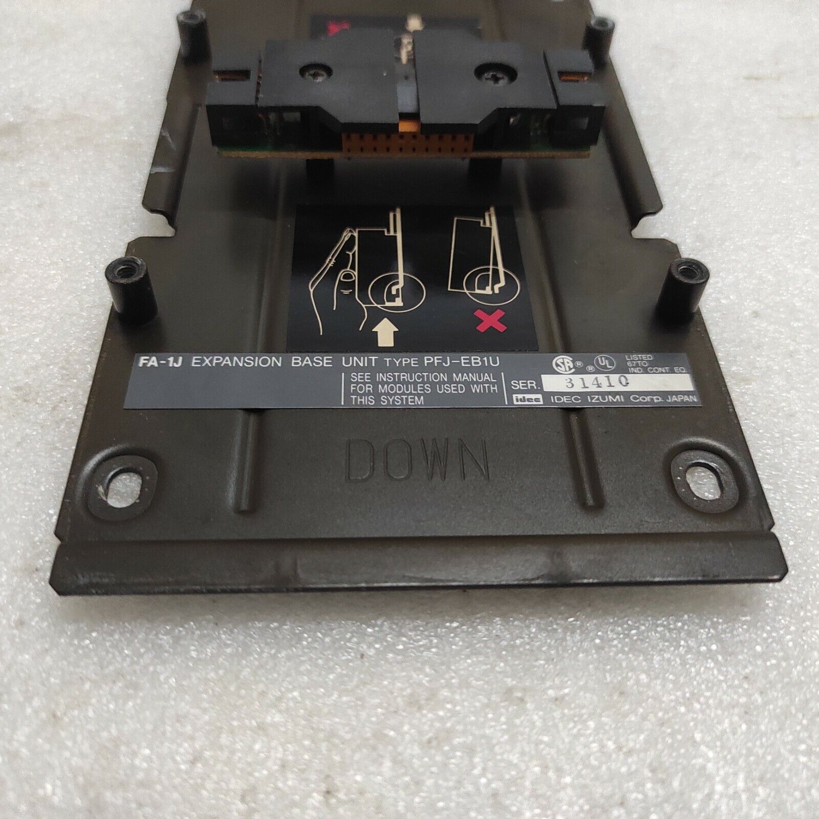 IDEC PFJ-EB1U EXPANSION BASE UNIT 