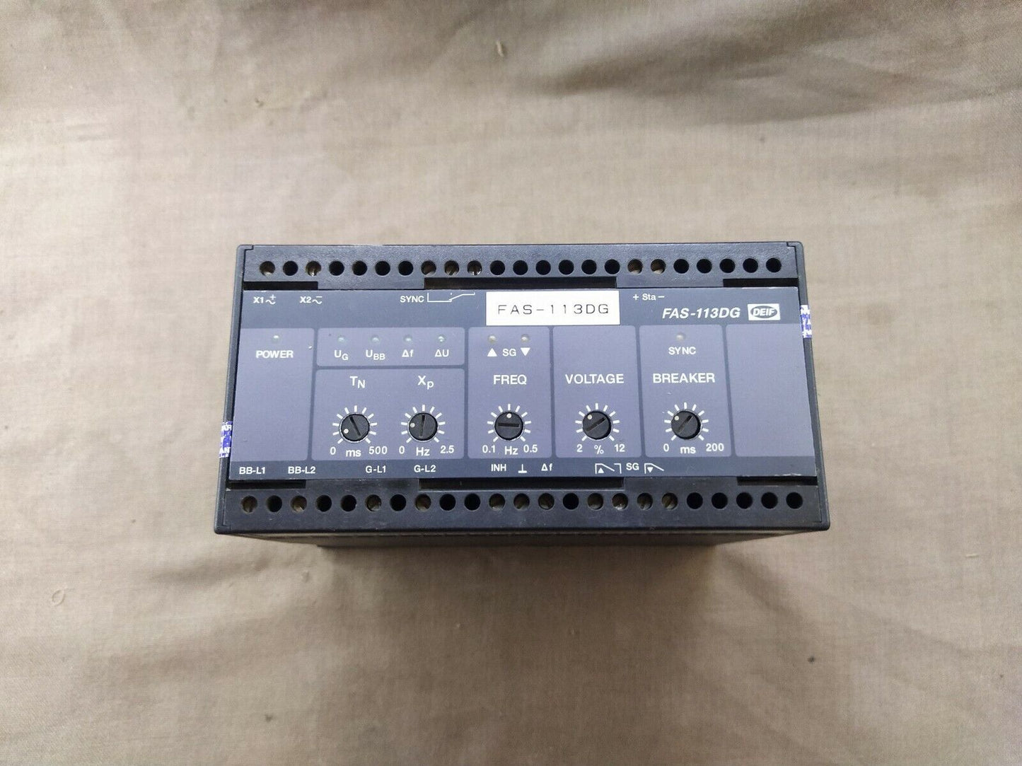 Deif FAS-113DG Synchronisation & Circuit Breaker Closing 243989.10 220V AC