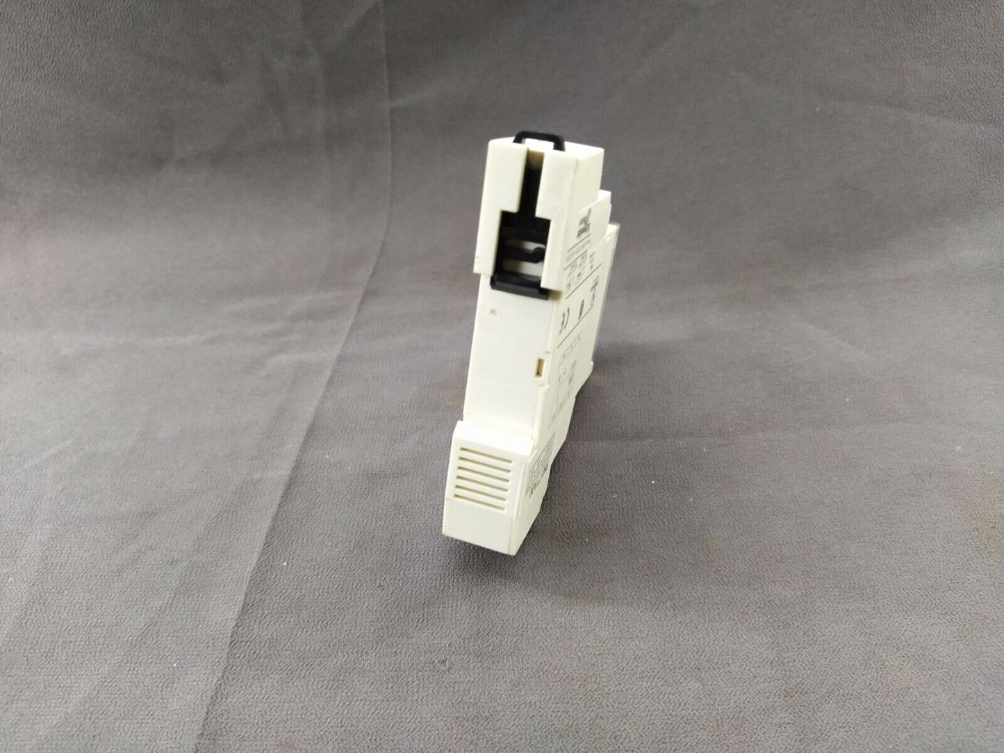 Telemecanique RM17TA00 Modular Multifunction 3-Phase Supply Control Relay 208-48