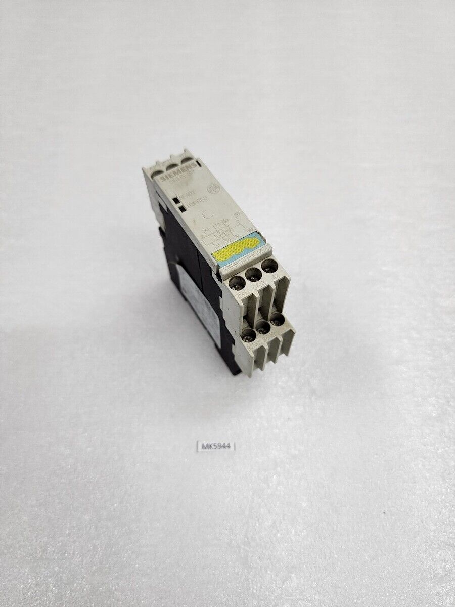 SIEMENS 3RN1010-1CM00 THERMISTOR PROTECTION RELAY