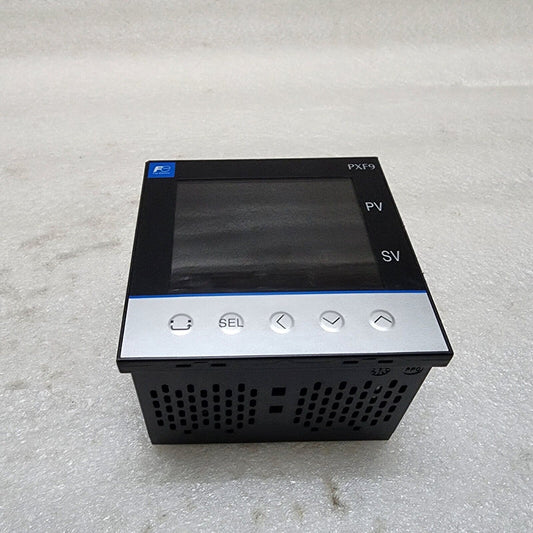 FUJI ELECTRIC PXF9AER2-1V100-P TEMPERATURE CONTROLLER 100-240VAC