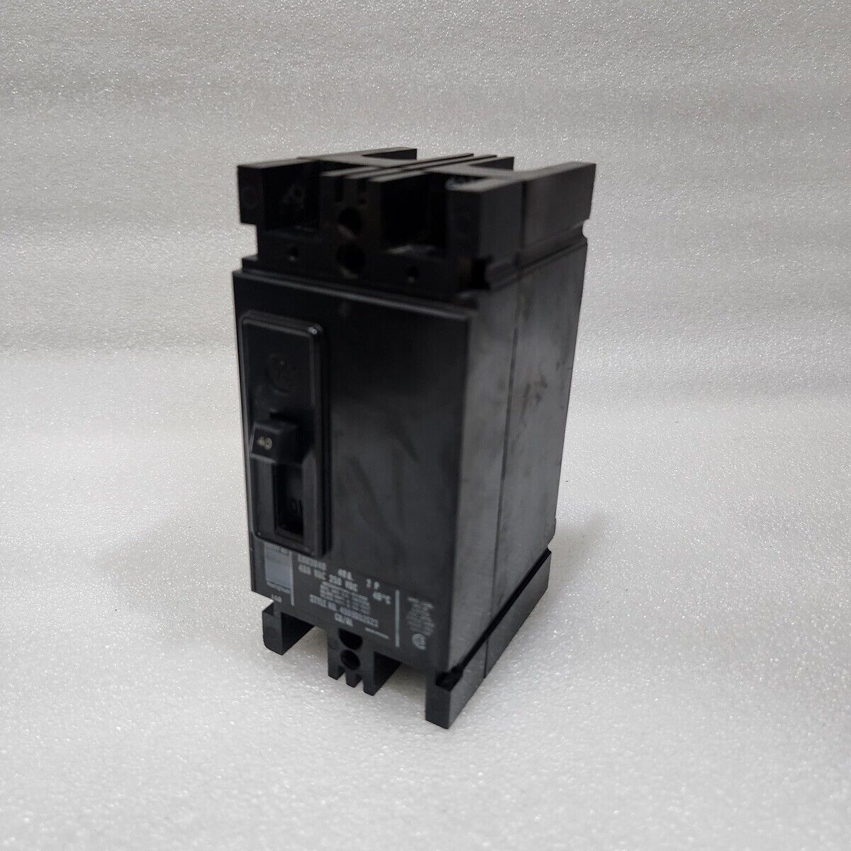 WESTINGHOUSE EHB2040 2-POLE CIRCUIT BREAKER 40A